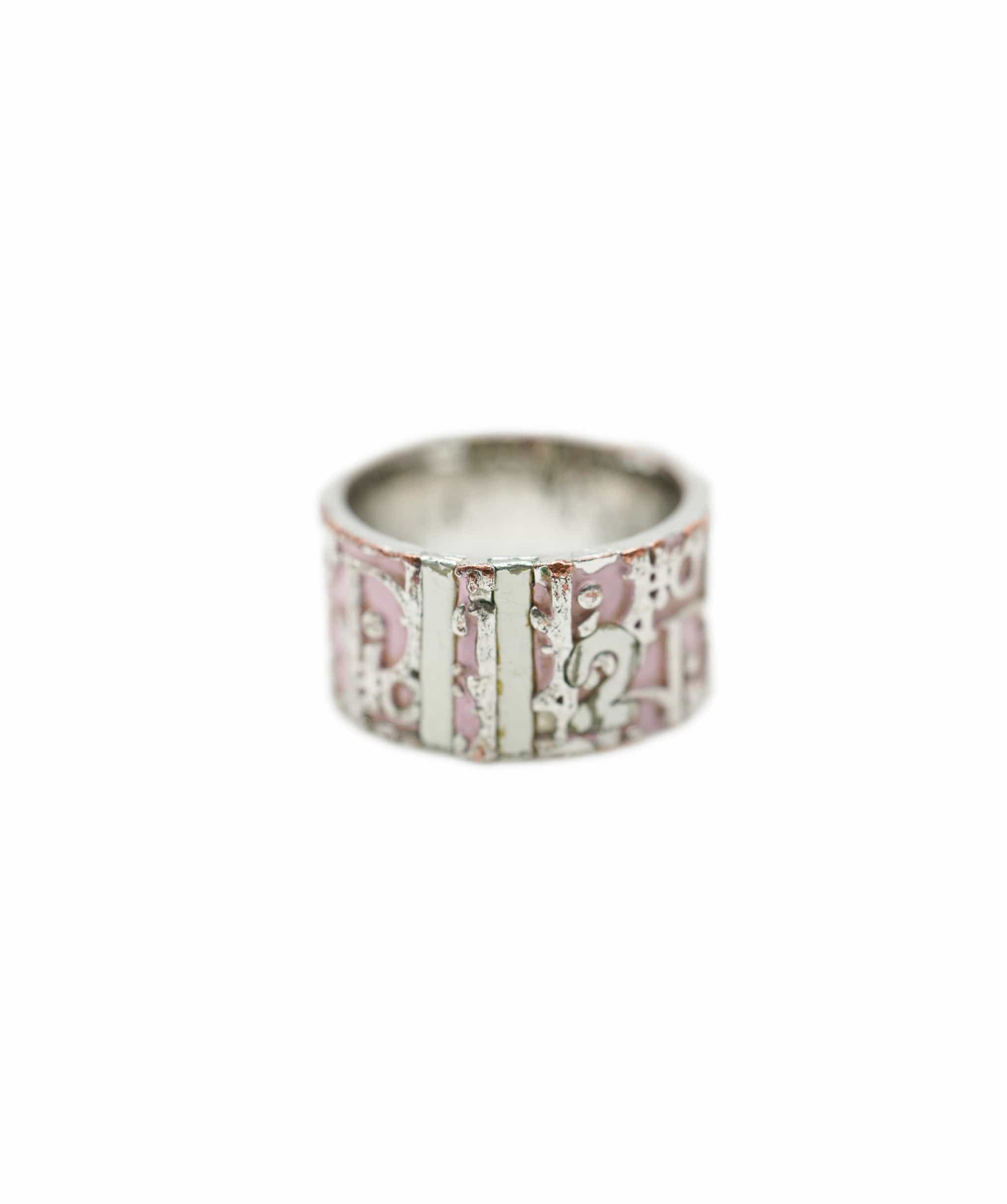 Christian Dior Christian Dior Pink silver tone ring  AVC1879