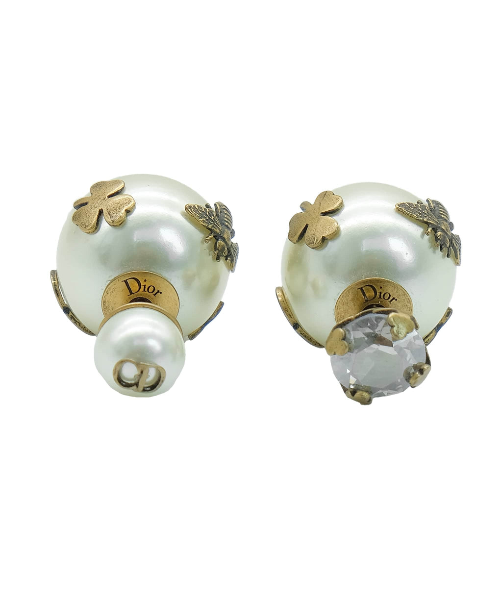 Dior pearl outlet earrings