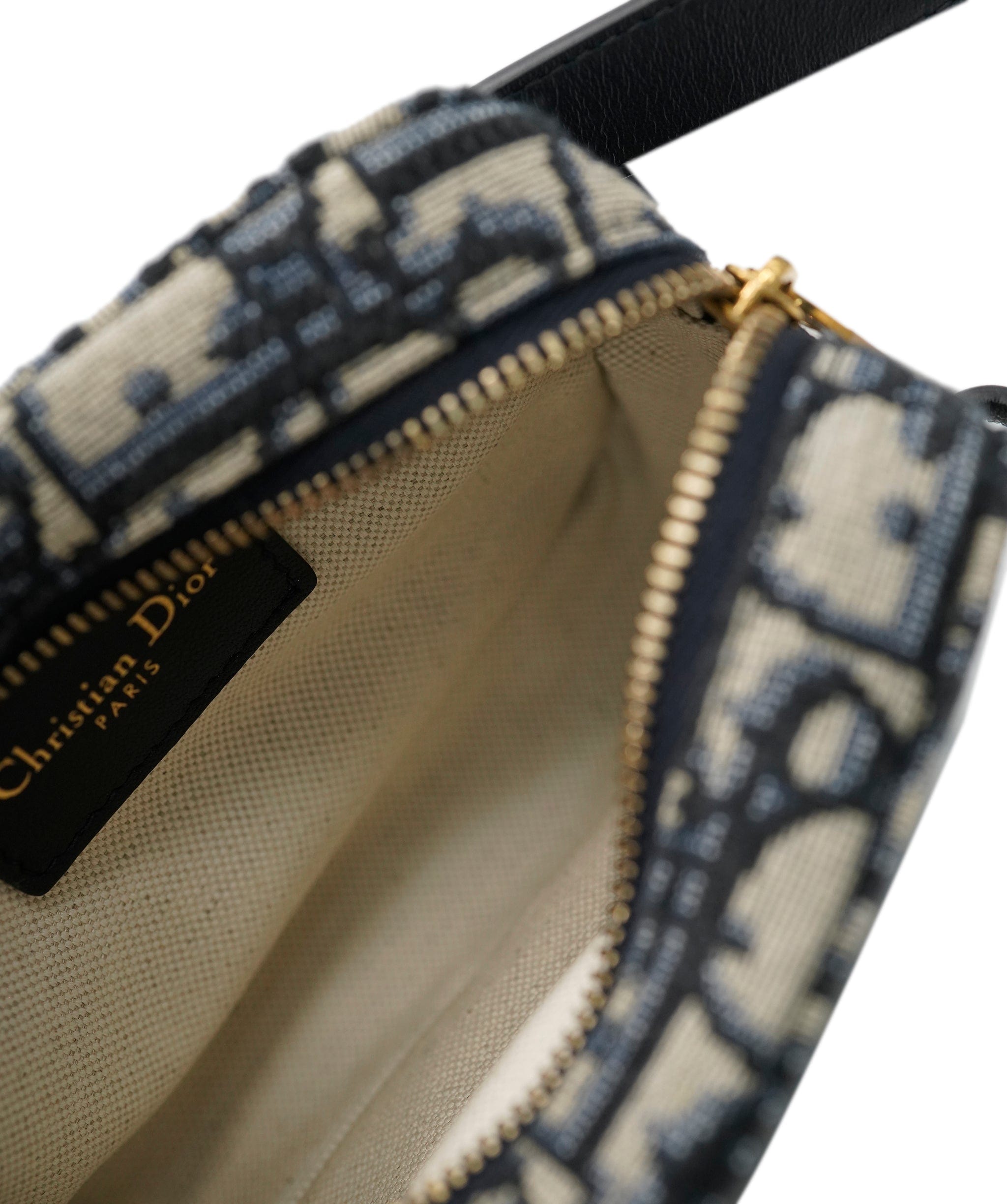 バッグ christianDior Christian Dior Oblique Belt Pouch Blue ALC1581 – Luxury Promise