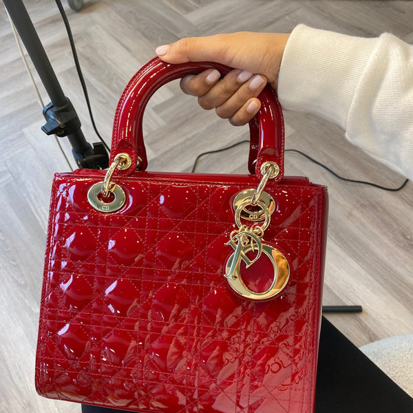 Sharing some happiness 🥰:This is my first lady Dior , pre-loved found on  one of reseller shop from vestiaire. I am on cloud 9 when I saw the bag  when it arrived .