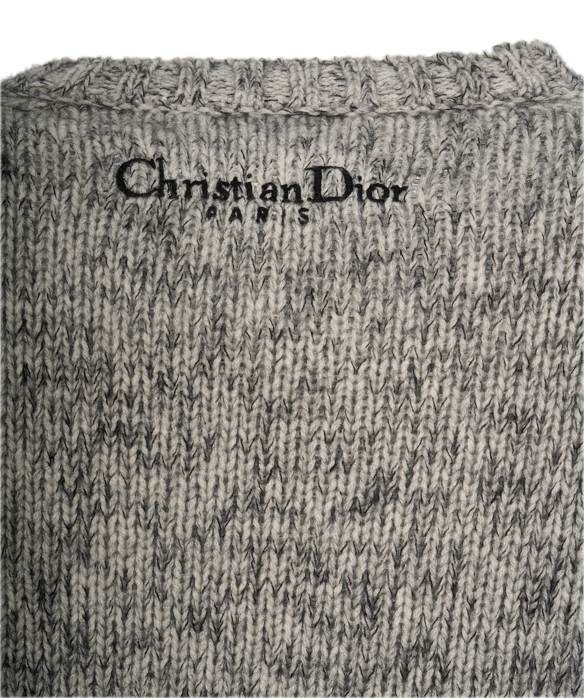 Christian Dior Christian Dior 2023 Grey Cashmere Embroidered Crewneck Knit Sweater ALC1845