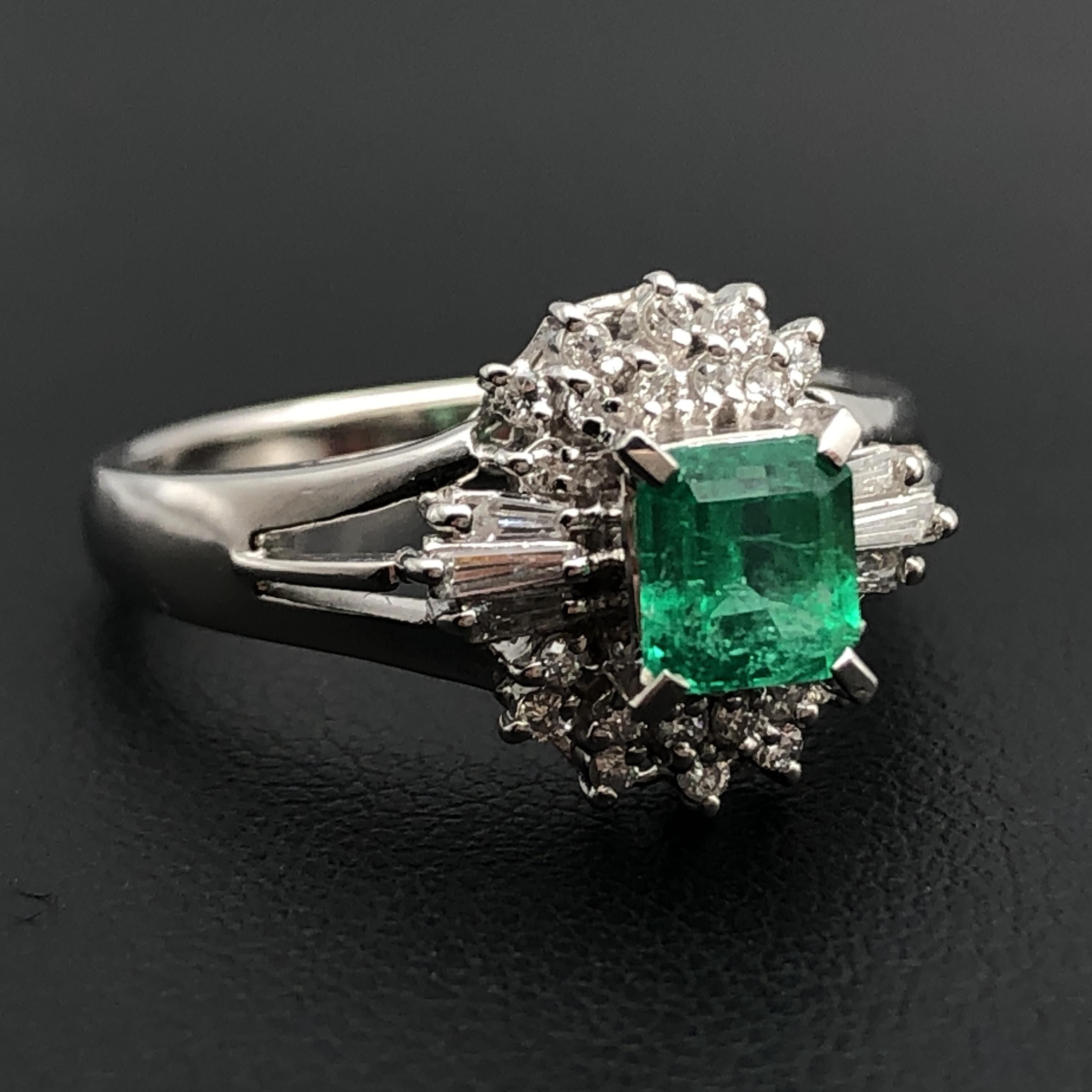 Custom Jewelry Custom Jewelry 1P Emerald & Diamond Ring, E(0.56ct), D(0.17ct), PT900, 5.5g, US Size 6.5 C366331