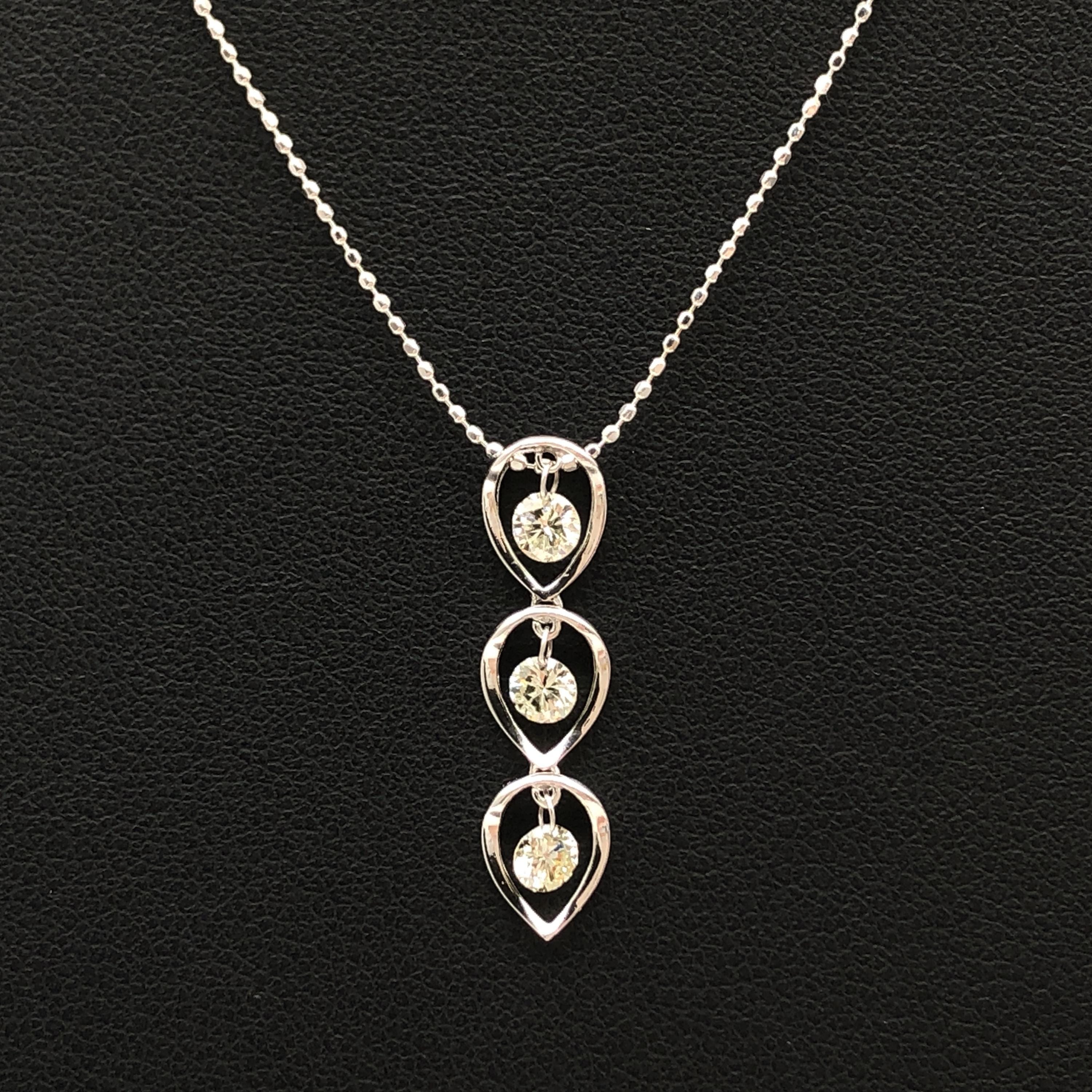Custom Jewelry Custom Jewelry 3P Dancing Diamond Necklace, D(0.50ct), K18WG, 2.5g, 17inch C355939