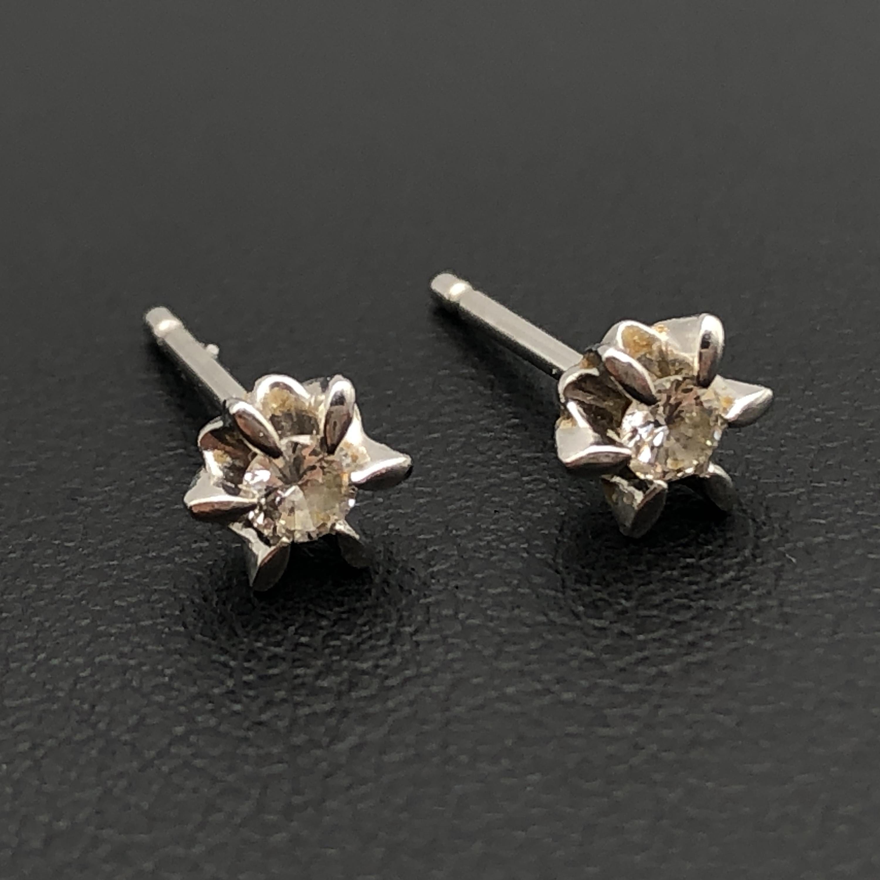 Custom Jewelry Custom Jewelry Diamond Pierces, D(0.075ct/0.075ct), PT, 1.1g, Catch Missing C355496