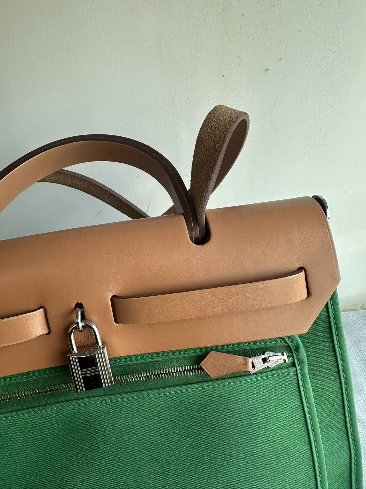 Hermès green herbag31 good condition stamp X