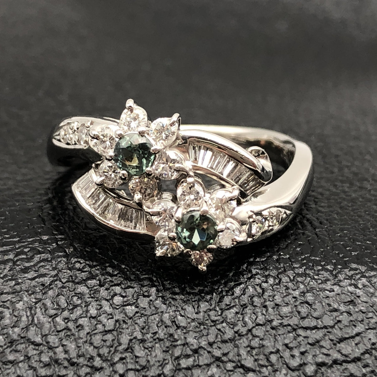Custom Jewelry Flower Motif 2P Alexandrite & Diamond Ring, A(0.28ct), D(0.59ct), PT900, 7.0g, US Size 7.5 C340174