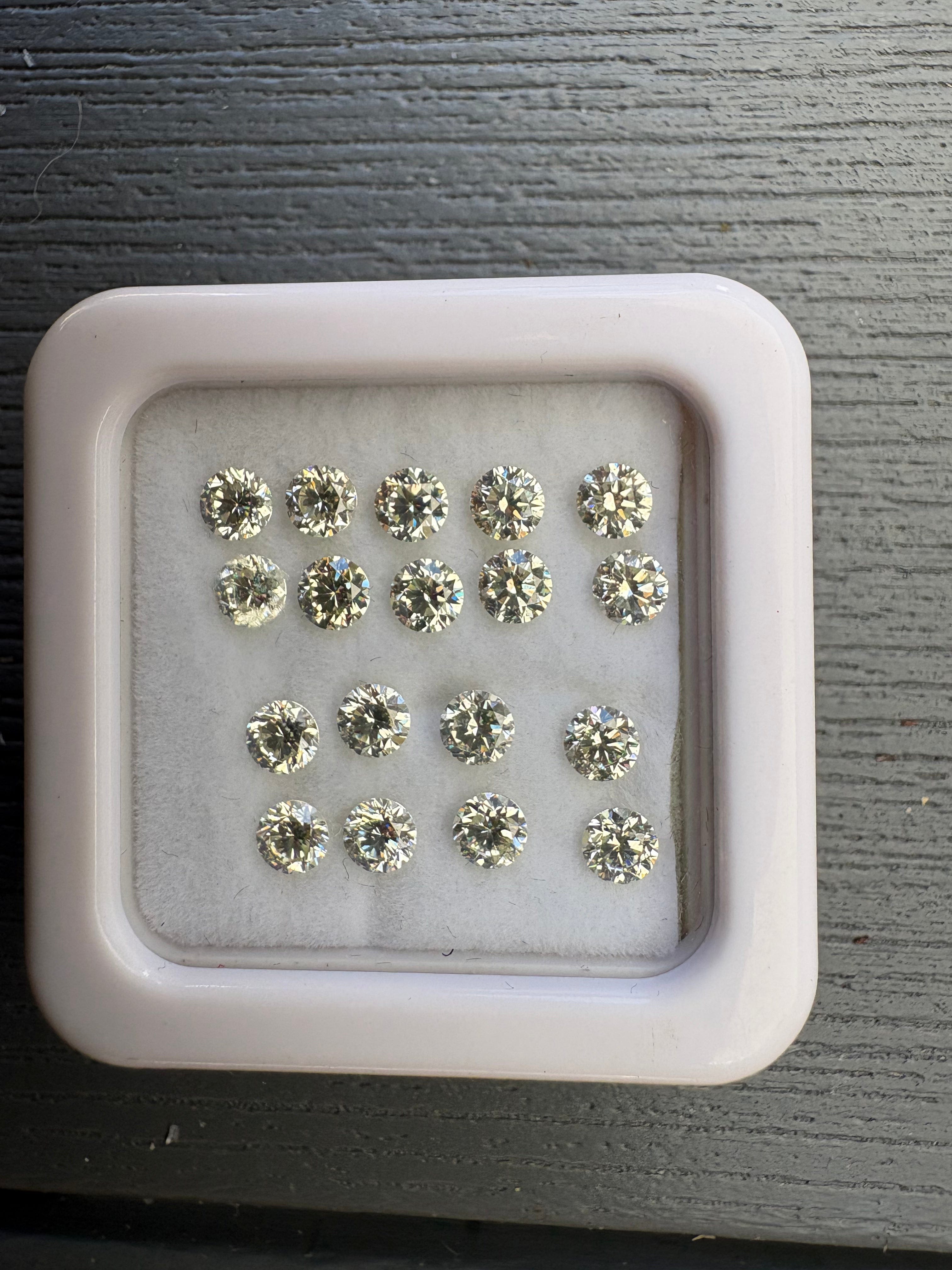 David Harry Jewels 0.46ct Ellendale Fancy Yellow Diamond Pair (3.8mm)