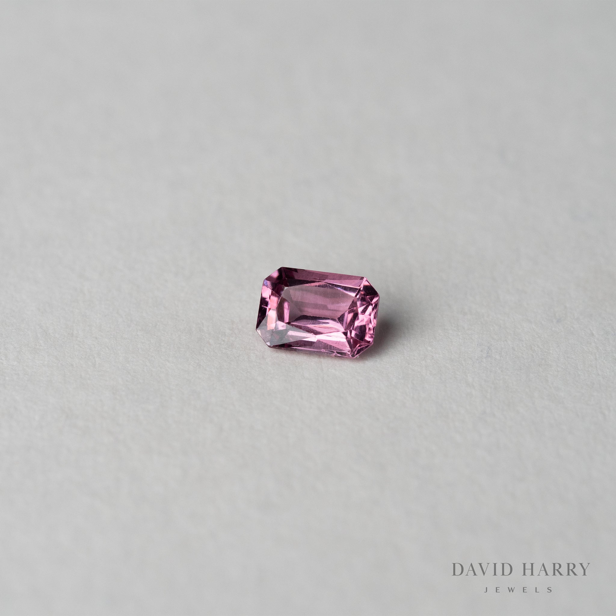 David Harry Jewels 0.55ct Kuh-I-Lal Spinel