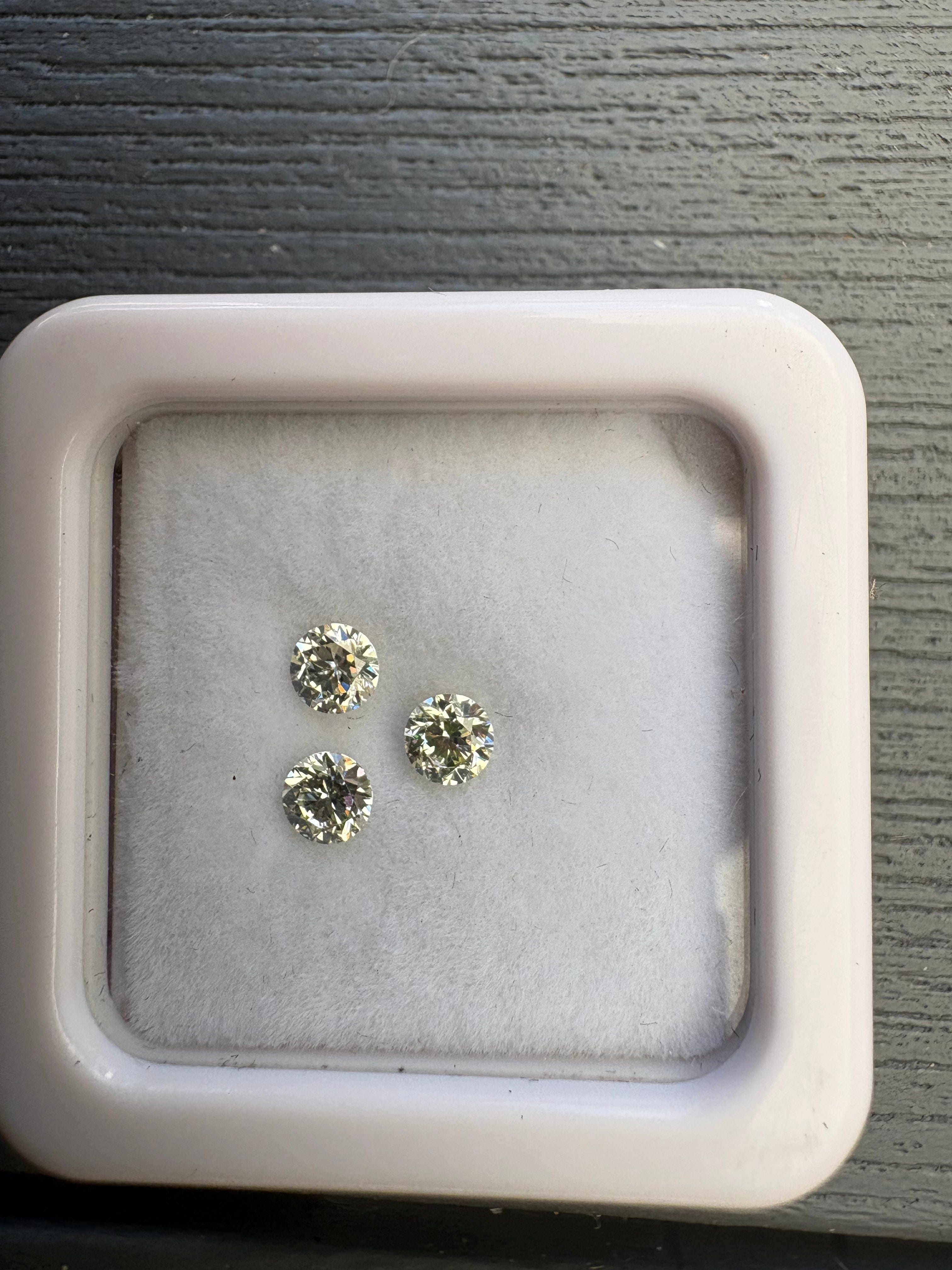 David Harry Jewels 0.88ct Ellendale Fancy Yellow Diamond Trio (4.2mm)