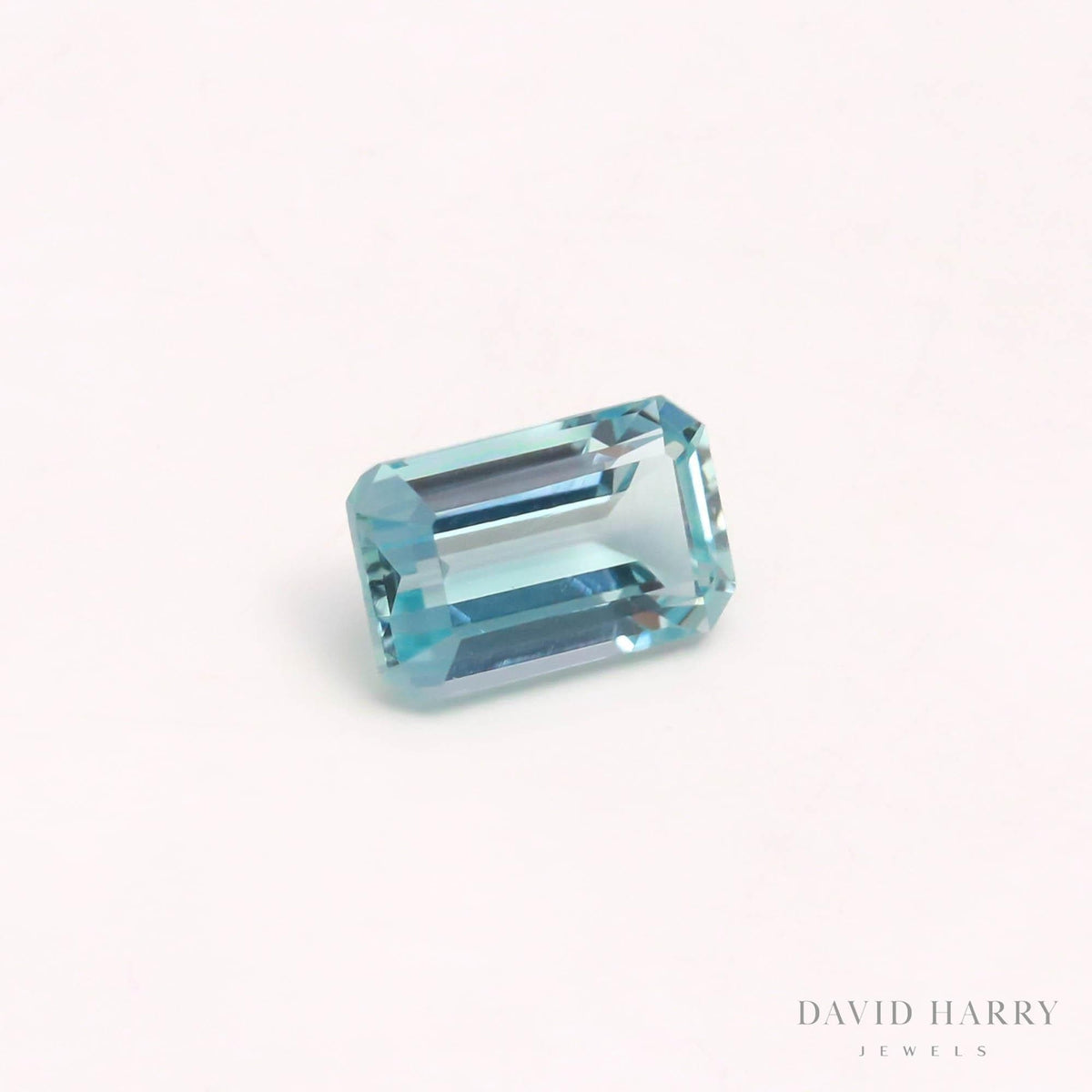 David Harry Jewels 1.67ct Blue Aquamarine