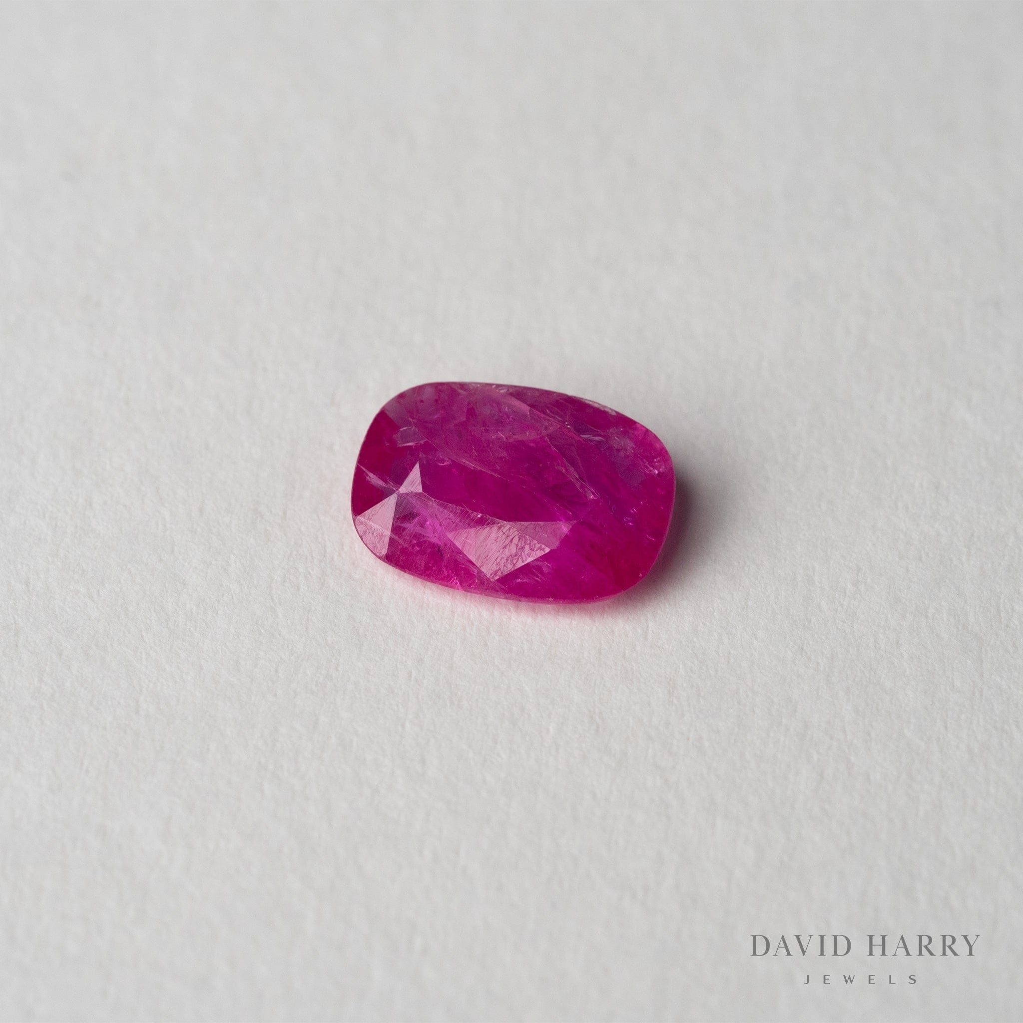 David Harry Jewels 2.31 No heat Ruby