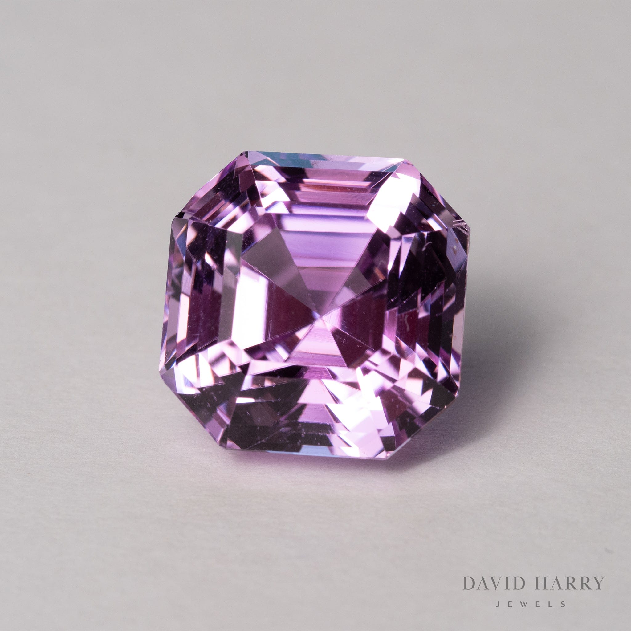 David Harry Jewels 26.15ct Patroke Kunzite