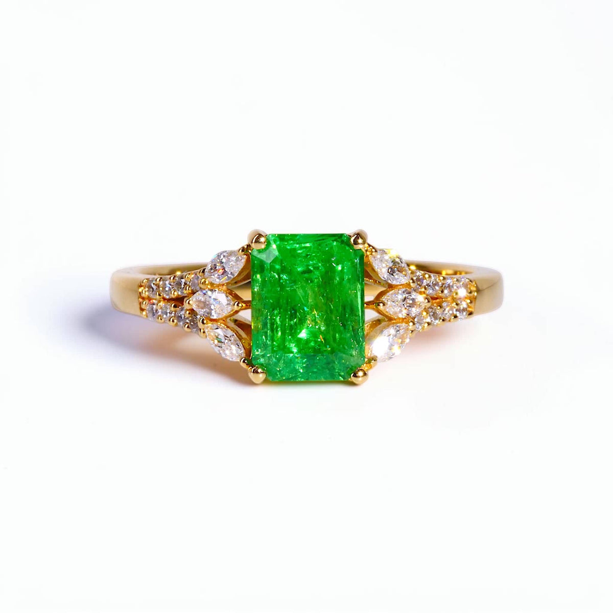 David Harry Jewels 1.53ct Tsavorite Garnet and Diamond Ring in 18ct Yellow Gold