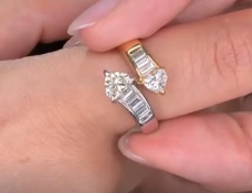 Two-tone Heart Diamond Bypass Ring in Pt900/18K / D 0.4ct/0.551ct / d 0.358ct 0058 JJC0799