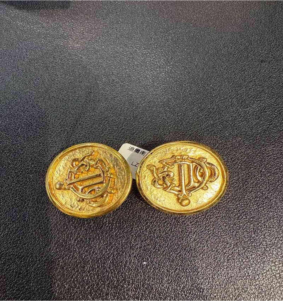 Dior Dior Pumpkin Carriage Ear Clips LZ507093