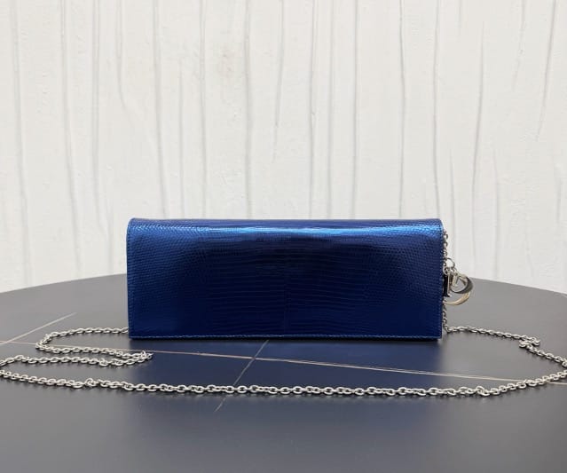 Dior Dior blue patent leather chain bag 27 18353526