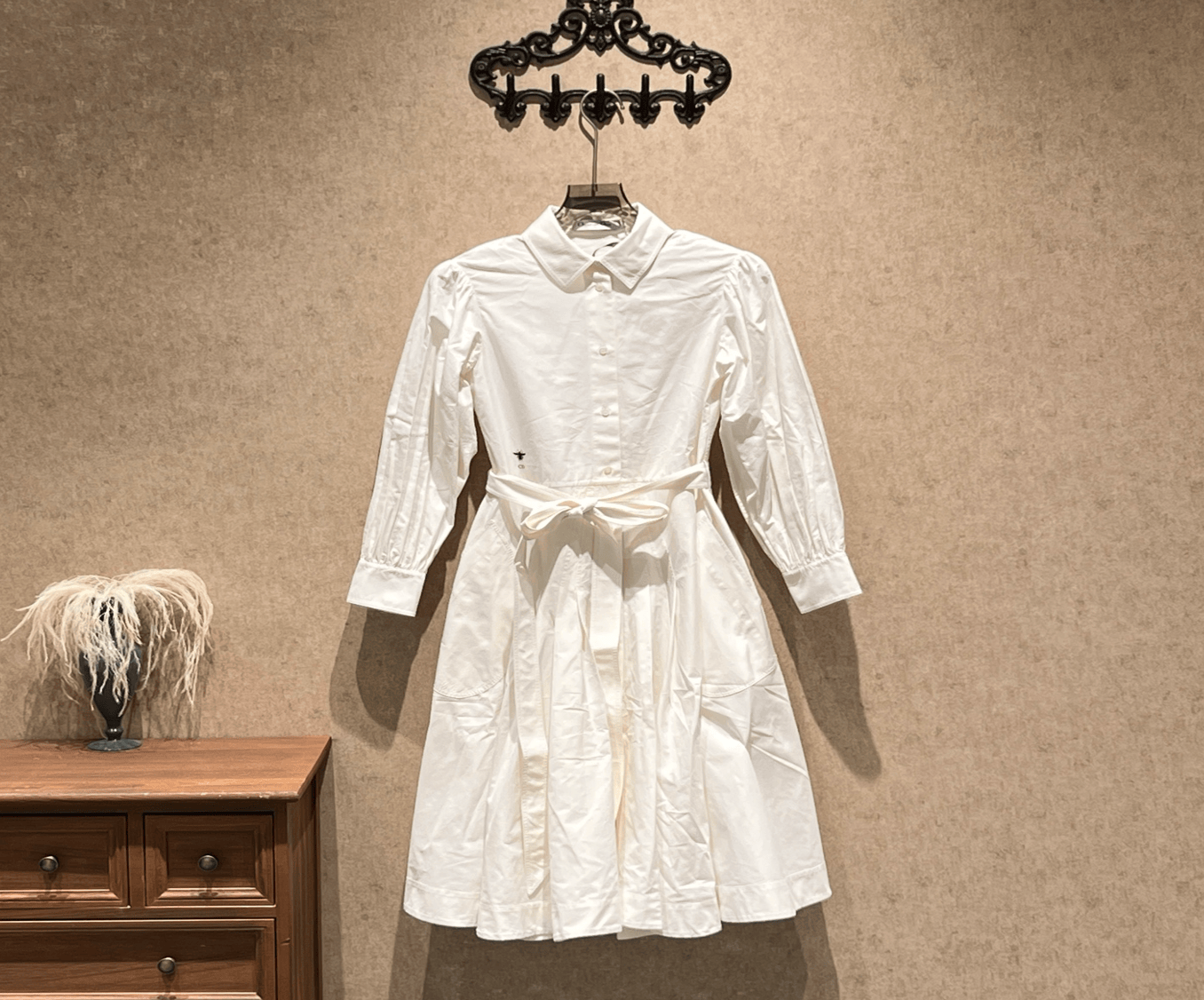 Dior Dior white embroidered bee dress / Size 34 / 99% new / 43157 SGC43157