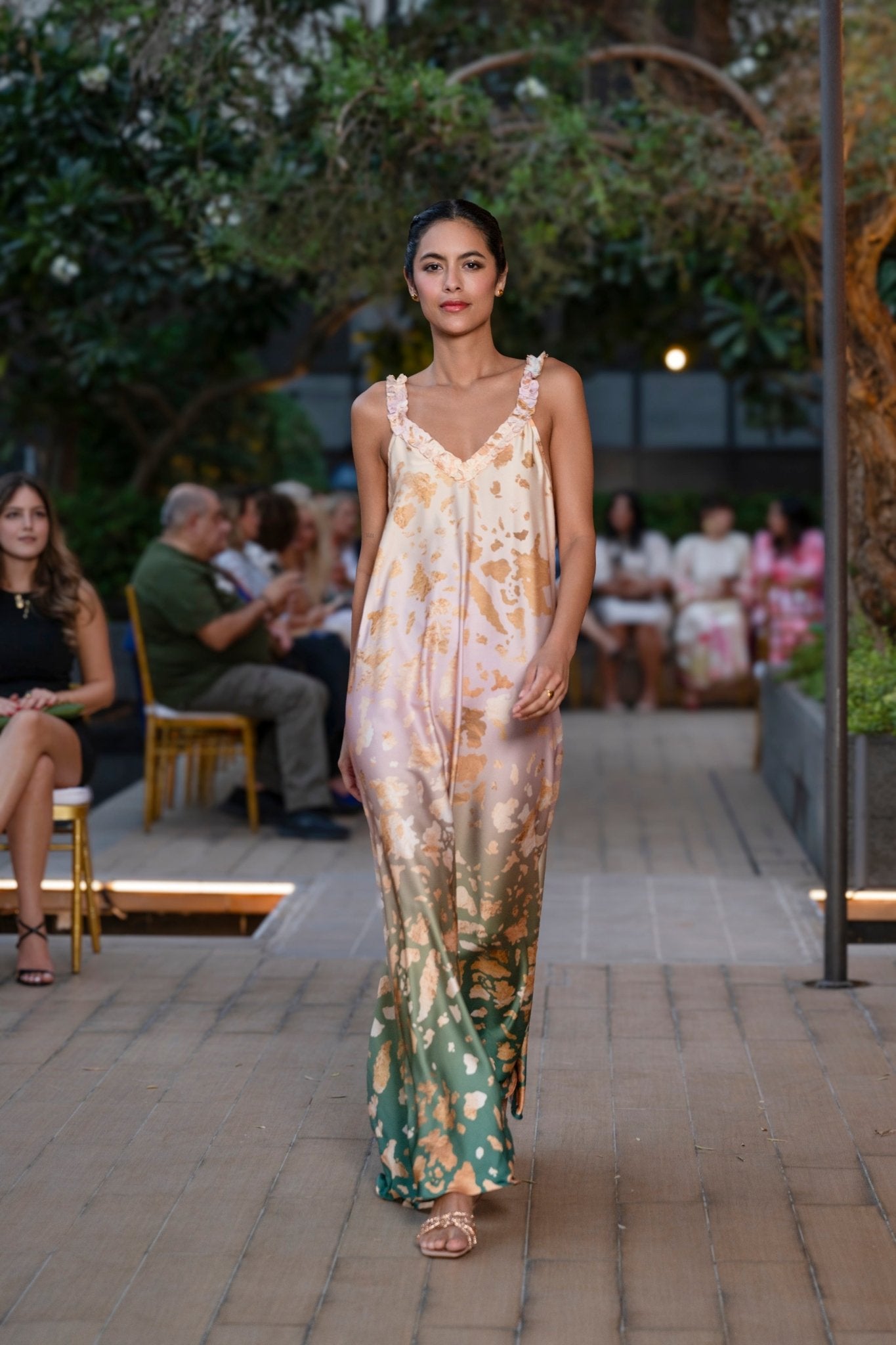 Dress Torino Cow Gradient Astrology Taurus / فستان نسائي Torino - Maison Clad