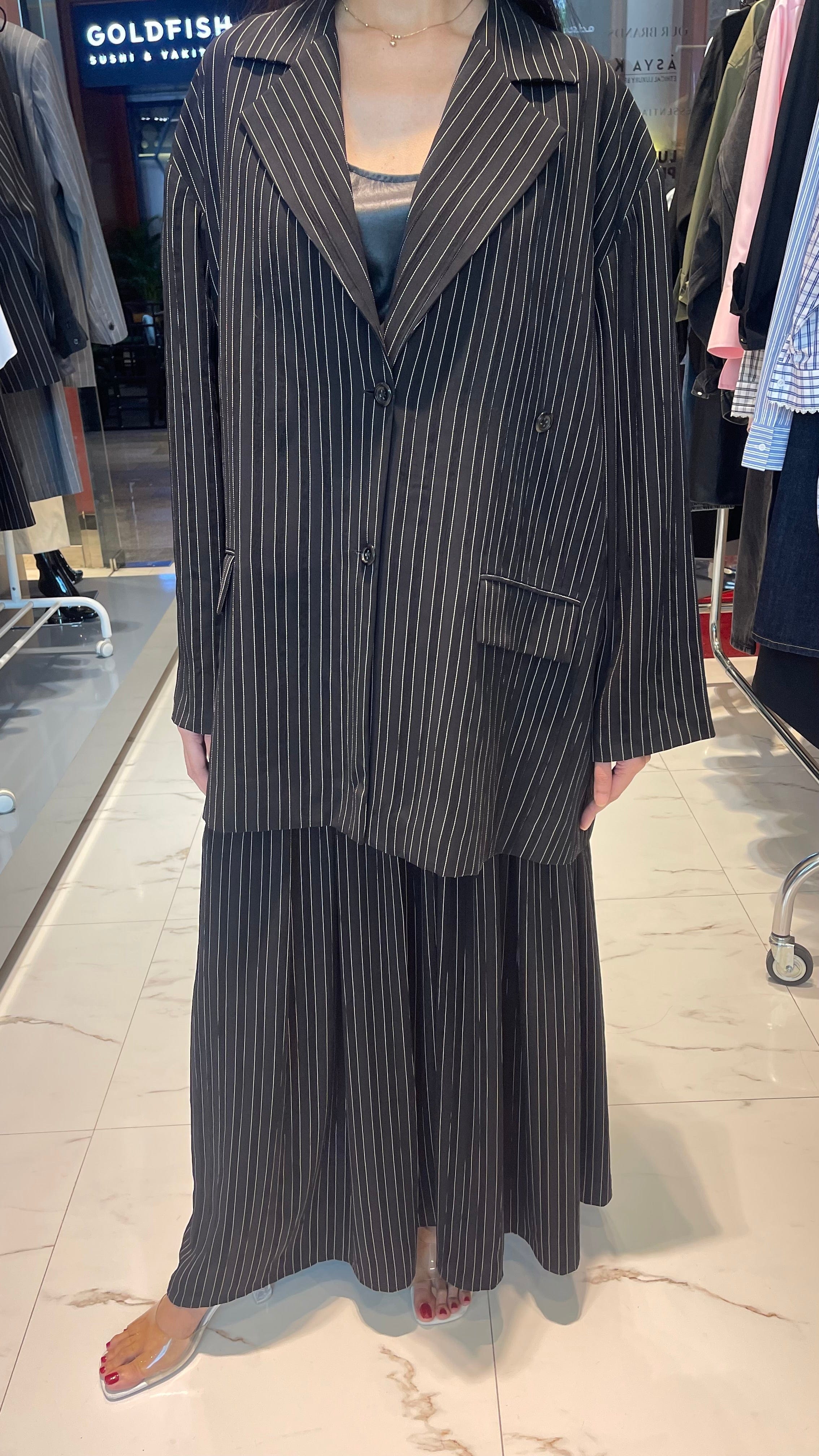 ESSENTIALS5IVE PINSTRIPE OVERSIZED BLAZER (بنطلون) “MINMIN”