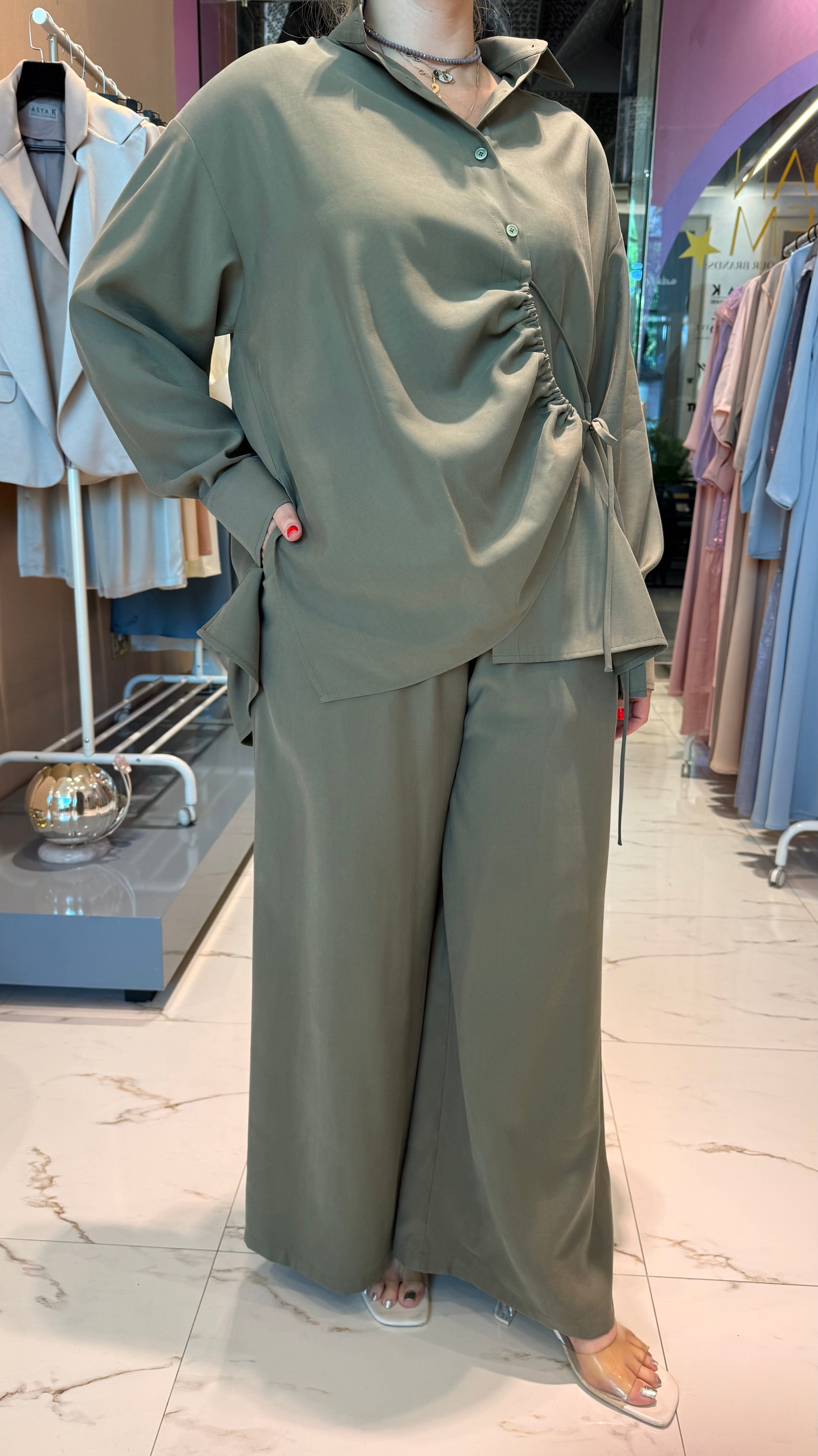 ESSENTIALS5IVE LONG SLEEVES BUTTONED DOWN SHIRT (قميص) “NINA”