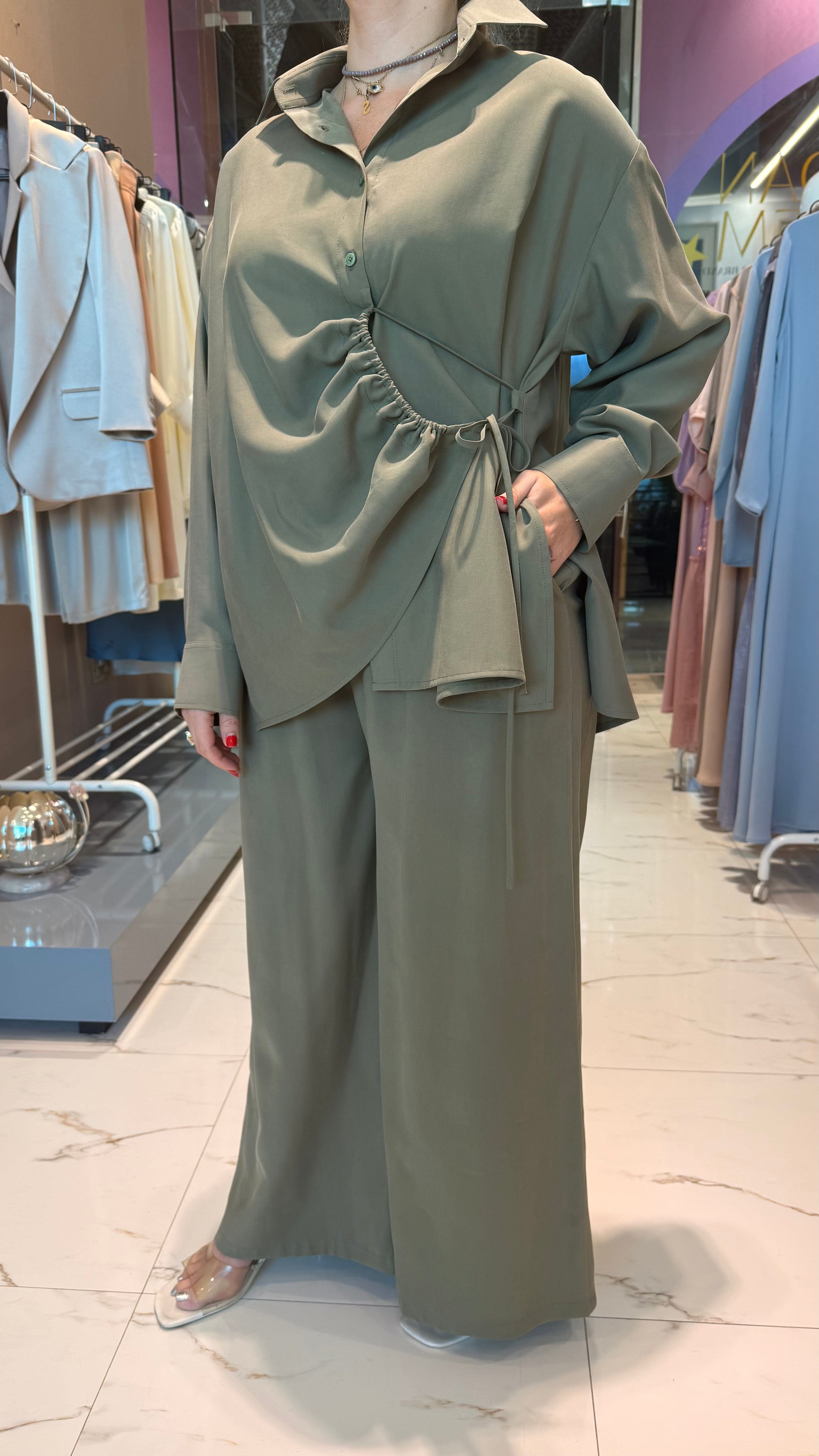 ESSENTIALS5IVE LONG SLEEVES BUTTONED DOWN SHIRT (قميص) “NINA”