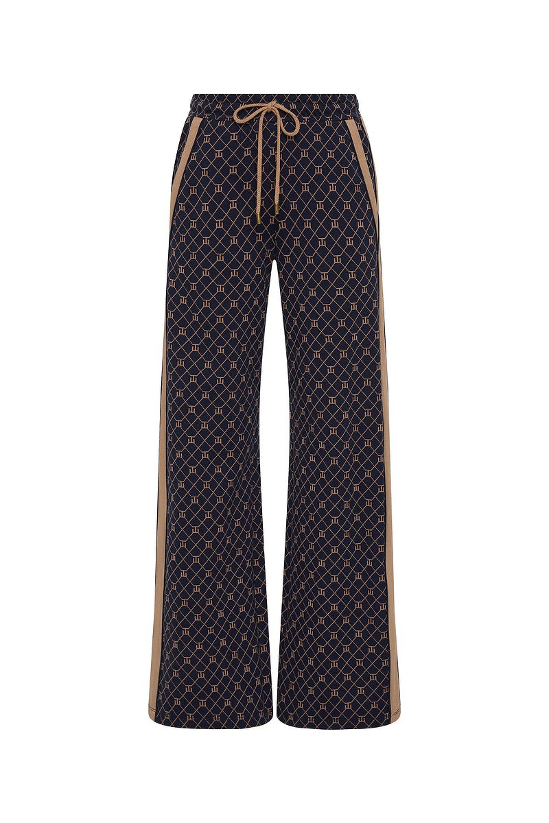 EZRA NOVA FLARE PANT| سروال EZRA NOVA FLARE PANT - Maison Clad