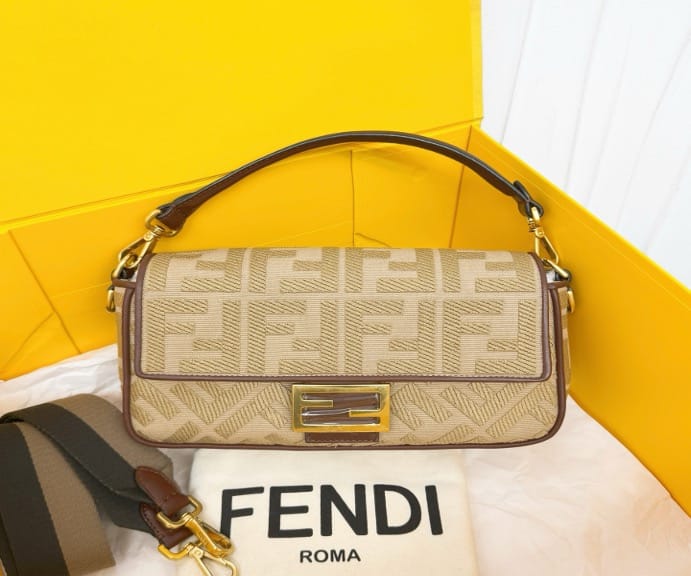 Fendi FENDI Beige Monogram Baguette Shoulder Bag 27 20285596
