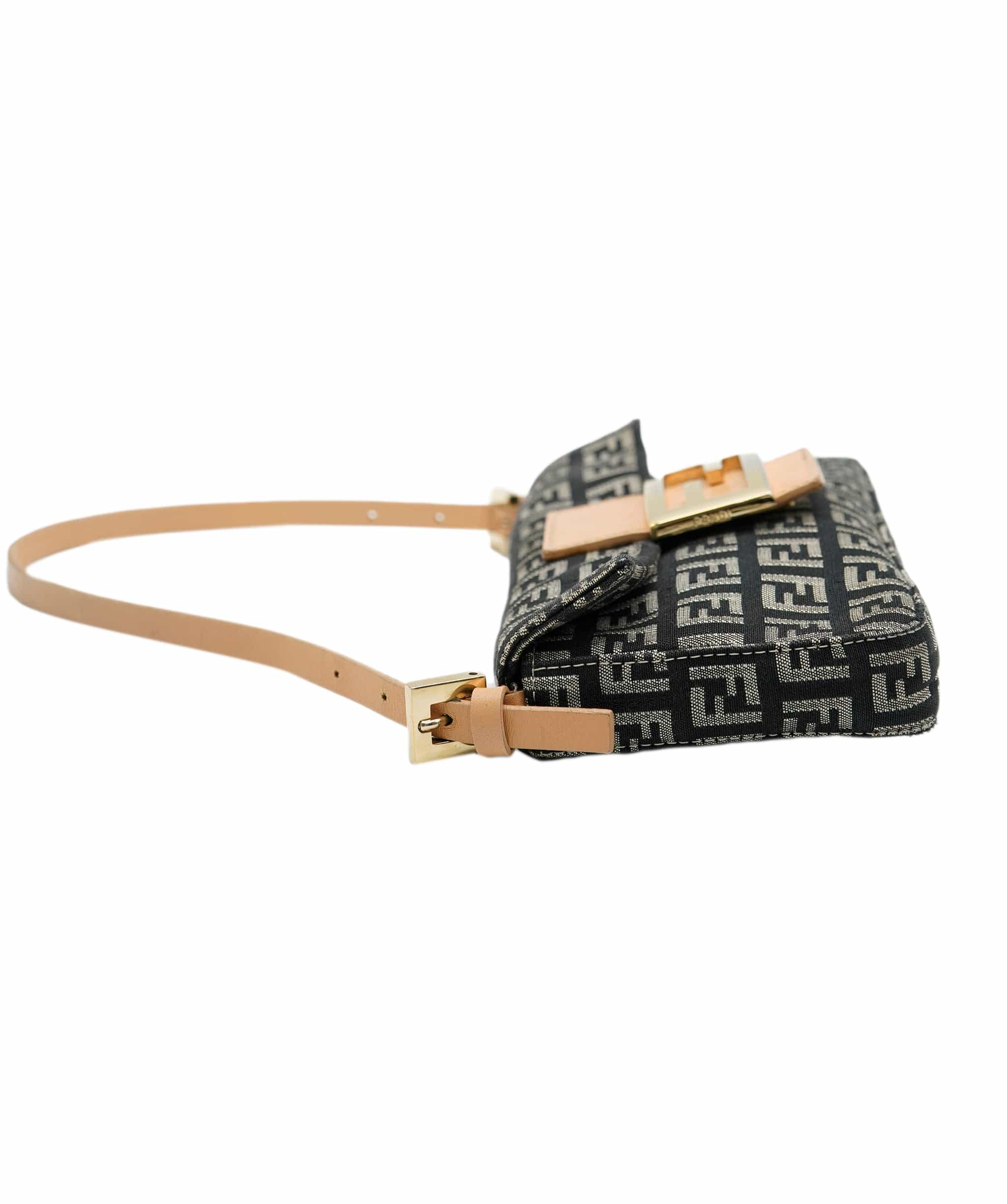 Fendi Fendi Mini Navy GHW Bag  ALC0819