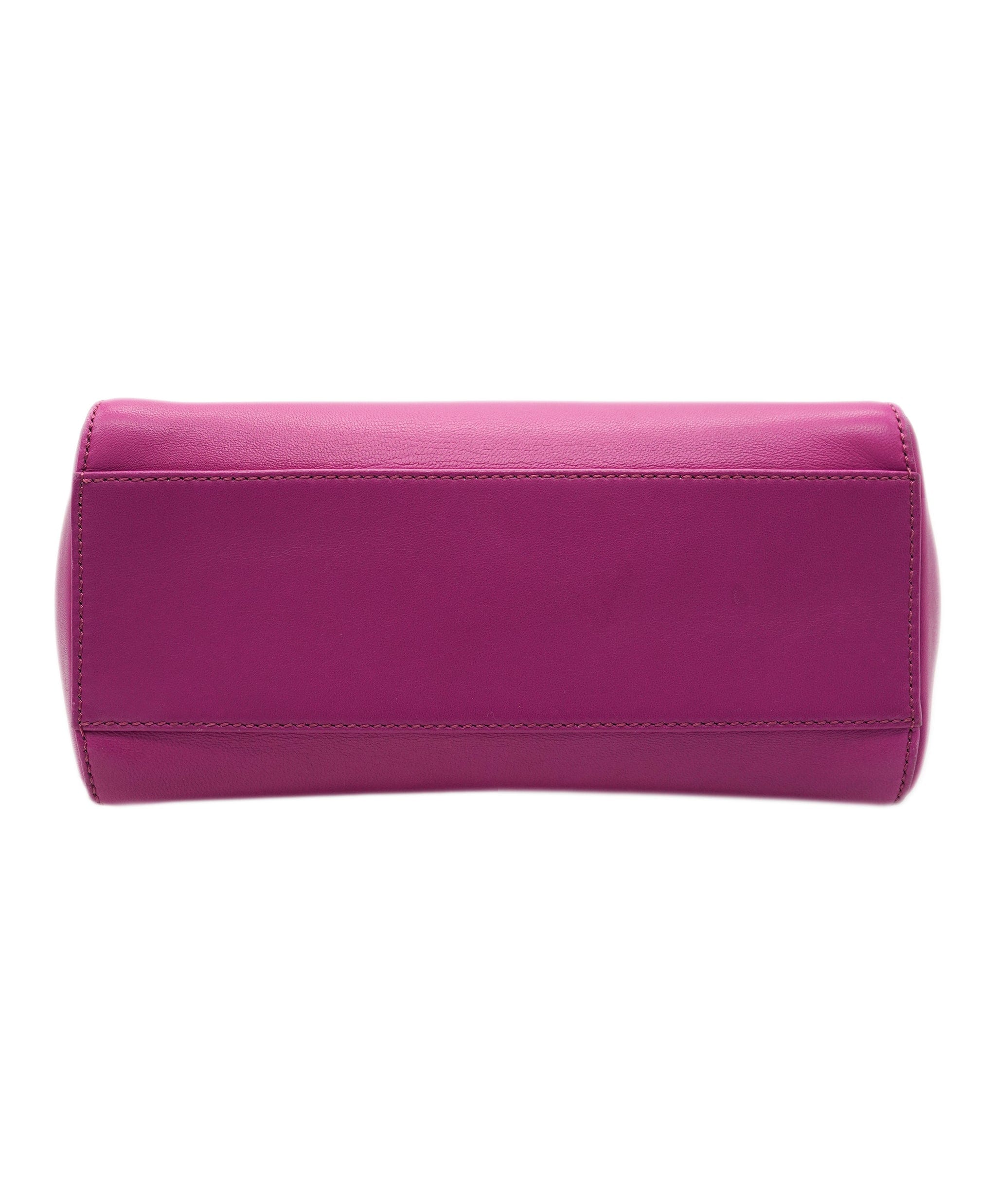 Fendi Fendi Peekabo Small Magenta Bag  ALC1633