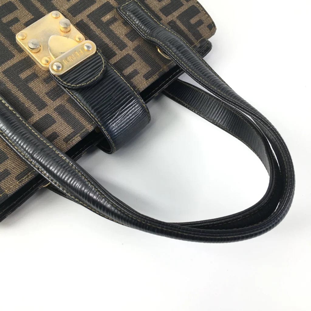 Fendi Fendi Two Way Shoulder Bag L-J2YNLY