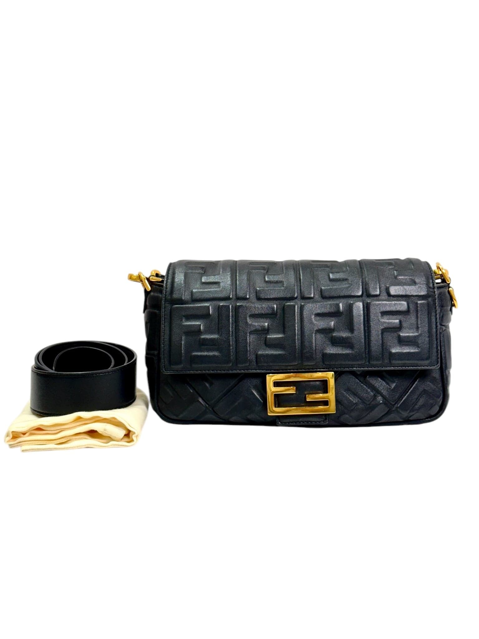 Fendi Fendi Baguette Classic Size Black Calfskin 06709692