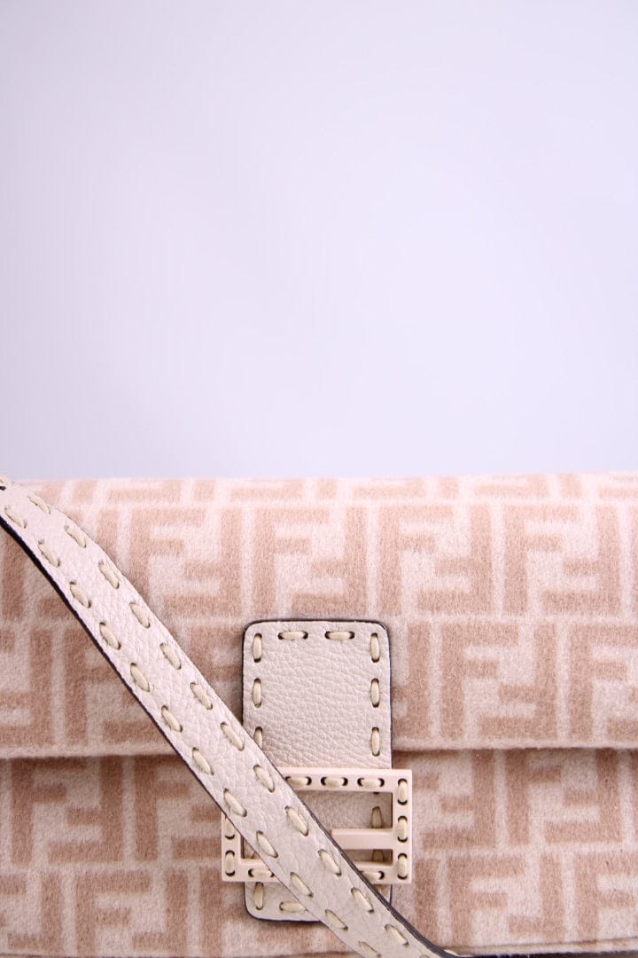 Fendi Fendi Wool Selleria Zucca Baguette Bag Cream/ Beige