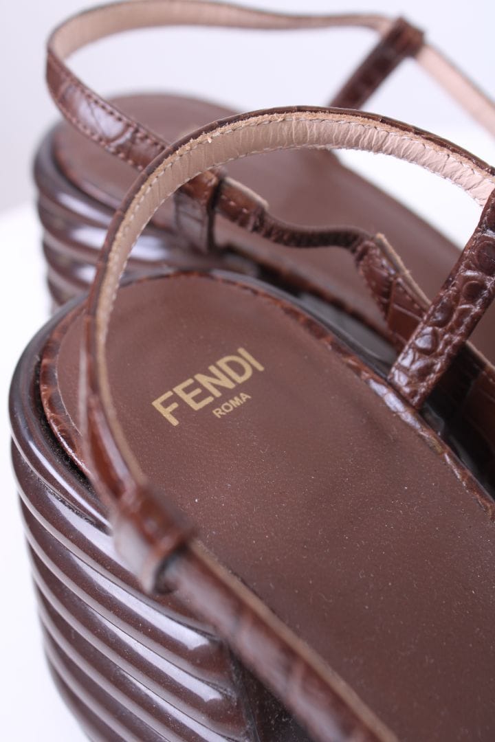 Fendi Fendi Sling Back Croc Heels Brown 39.5