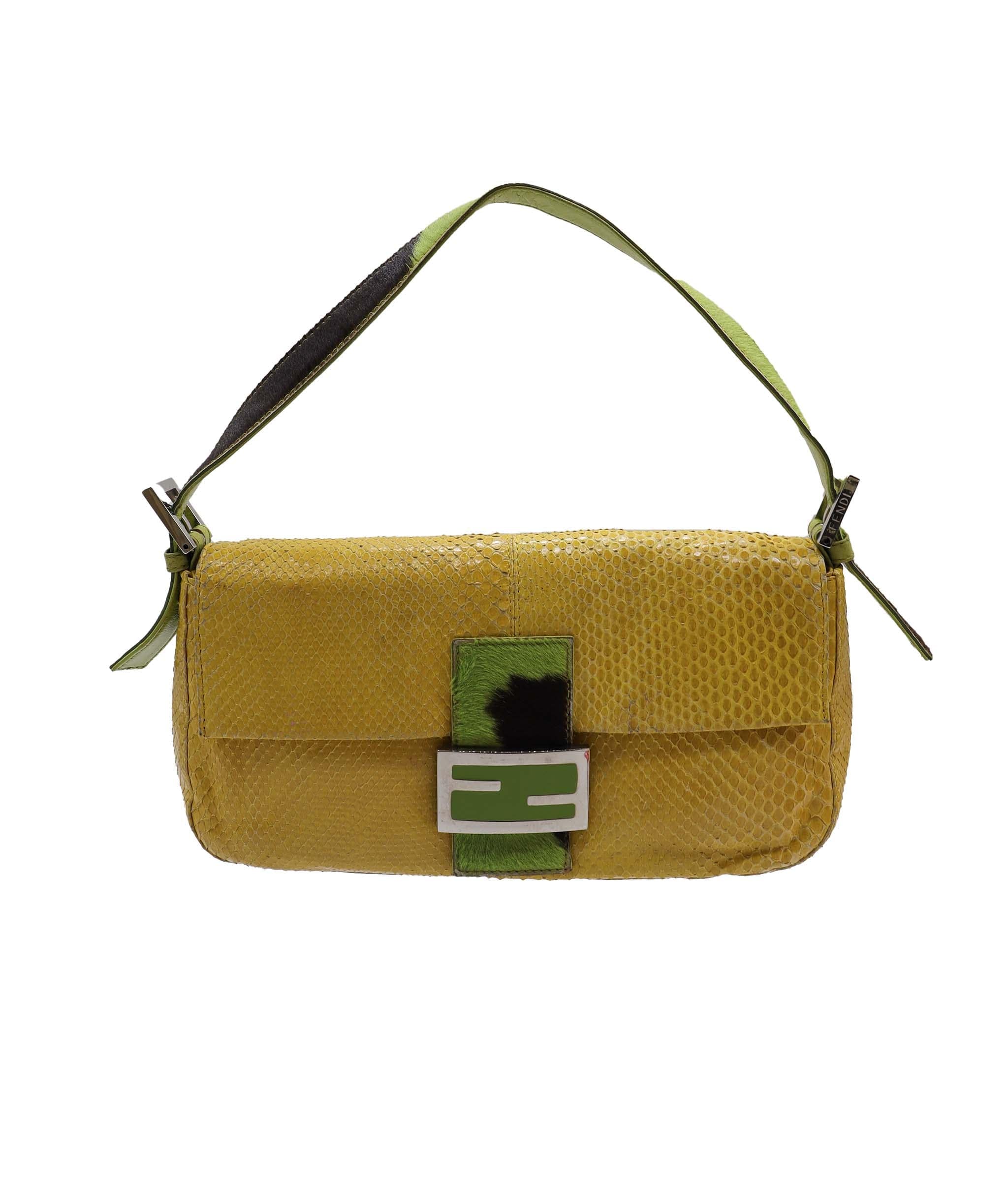 Fendi Fendi  Baguette Yellow and green strap DXBS1807