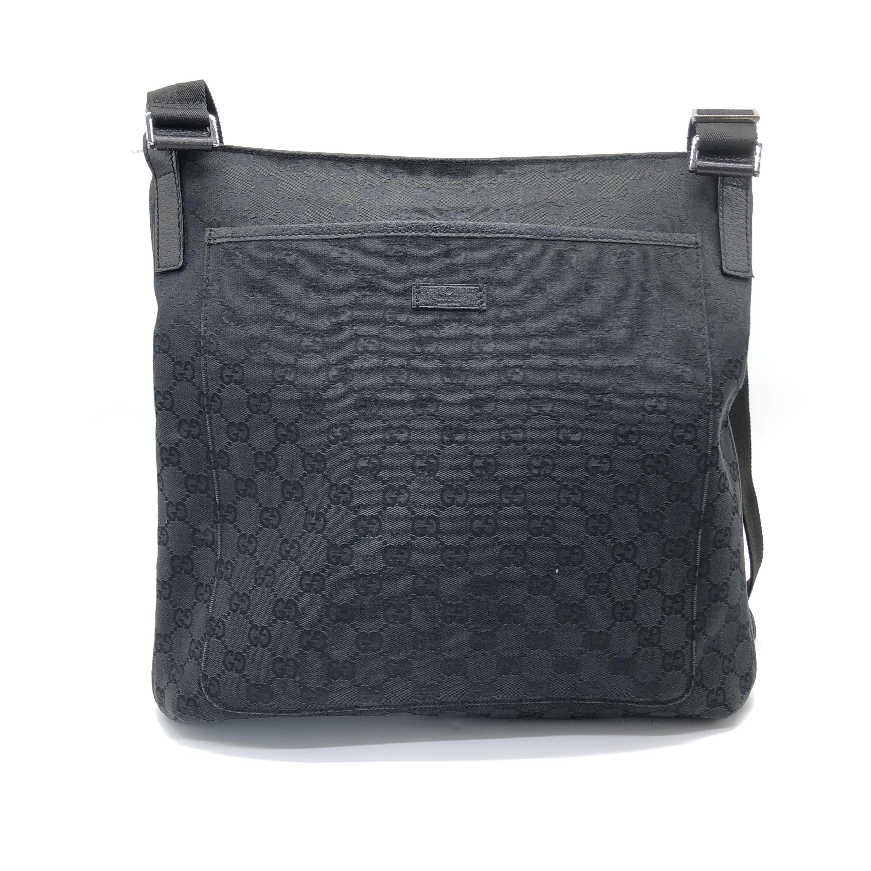 Gucci Gucci GG Canvas Crossbody Bag In Black C323254