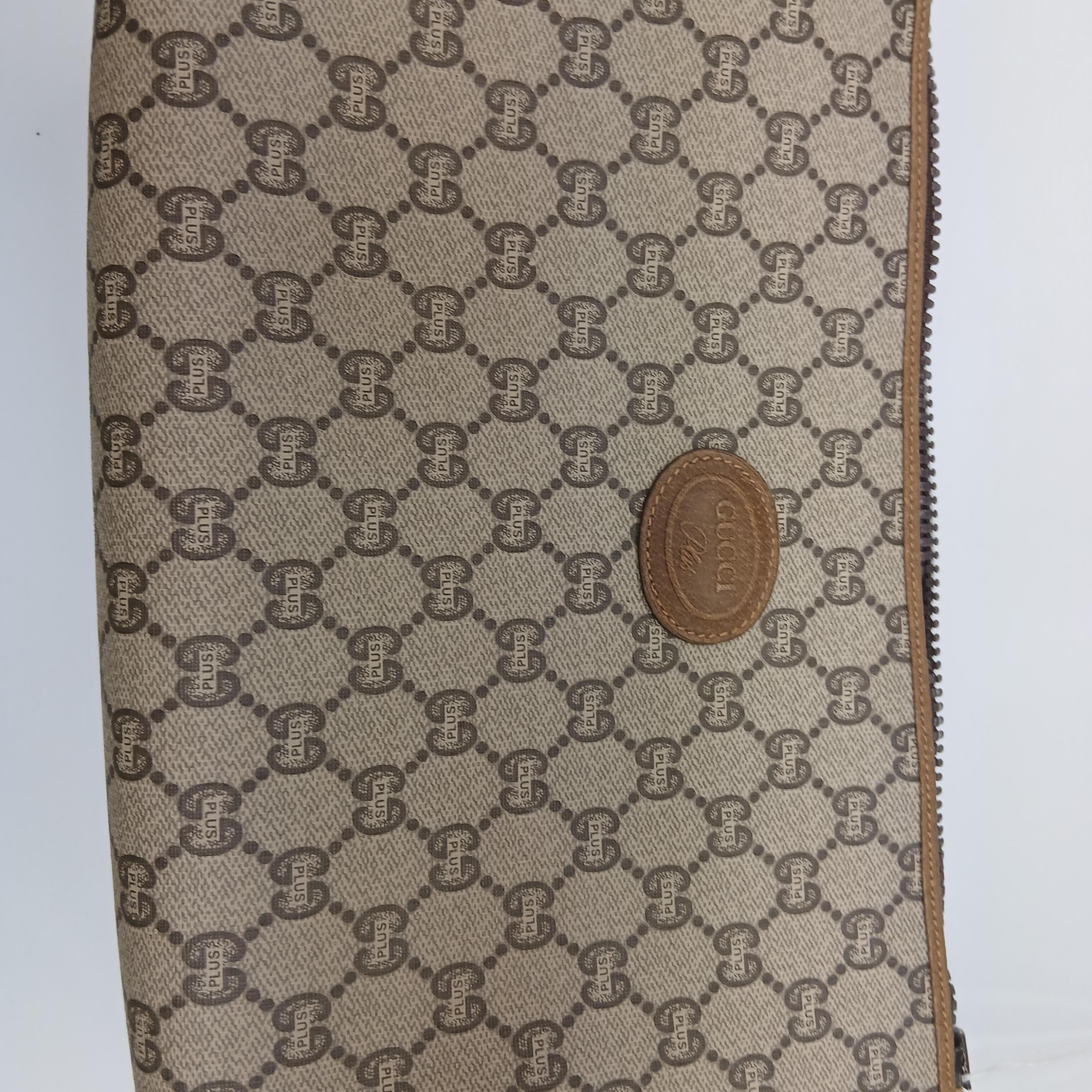 Gucci Gucci Monogram Beige Clutch With Brown Accents C339014