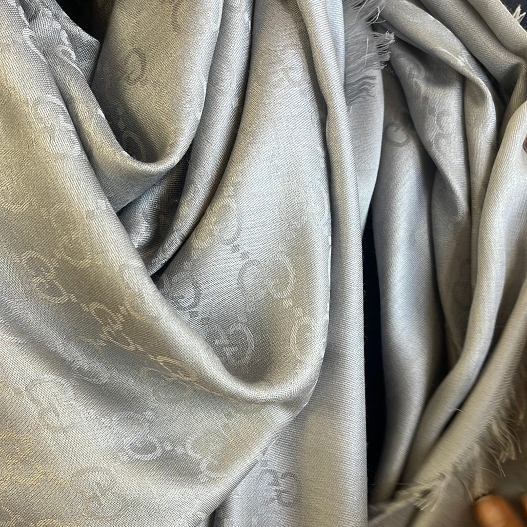 Gucci Gucci 135 x 135 Grey Silk Scarf AVL1350