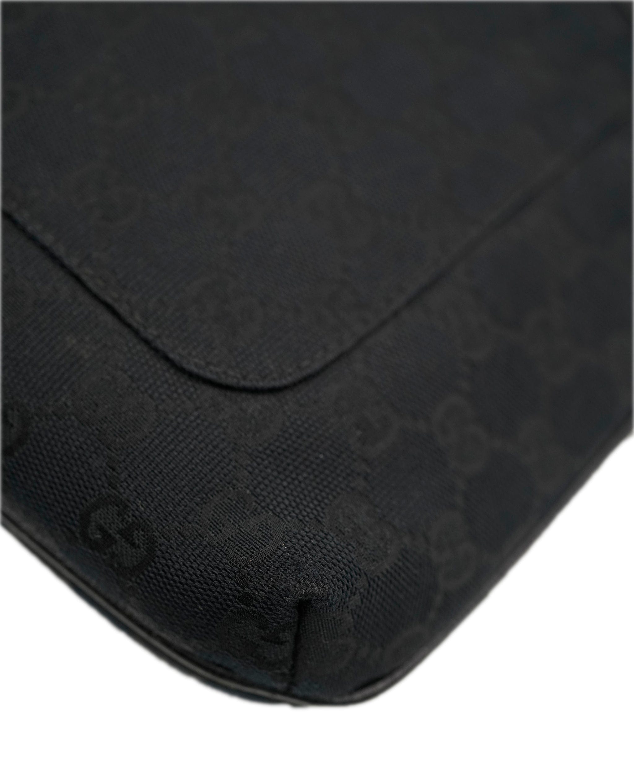 Gucci Gucci Black Crossbody Messager Bag  ALC1768