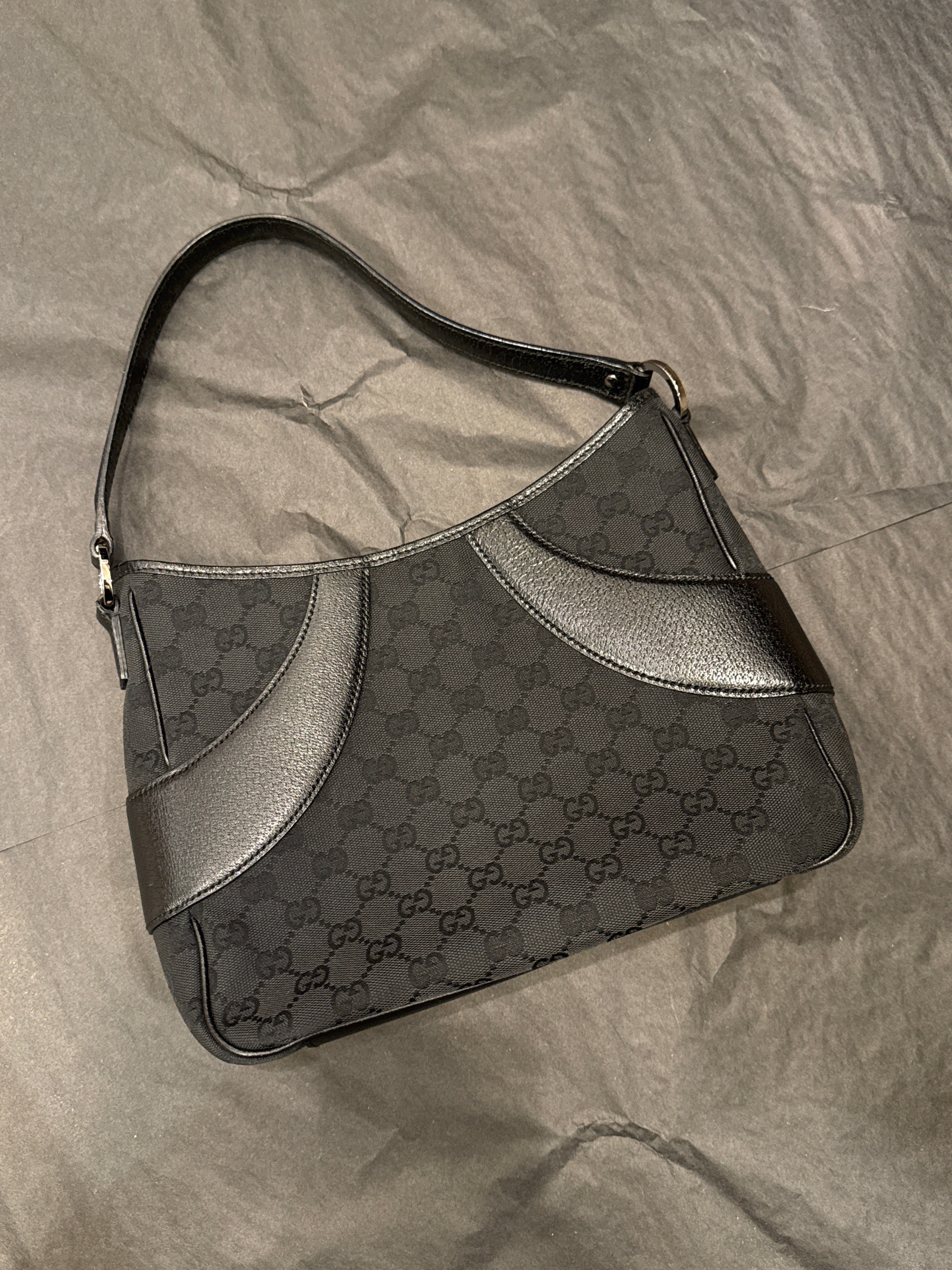 Gucci Gucci Black Hobo bag AGC2415