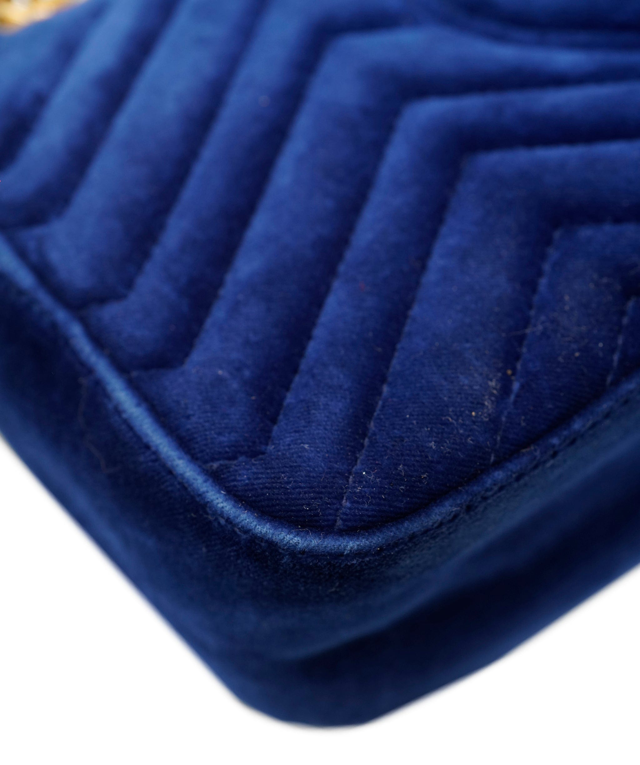 Gucci Gucci Blue Velvet Marmont Bag  ALC2954