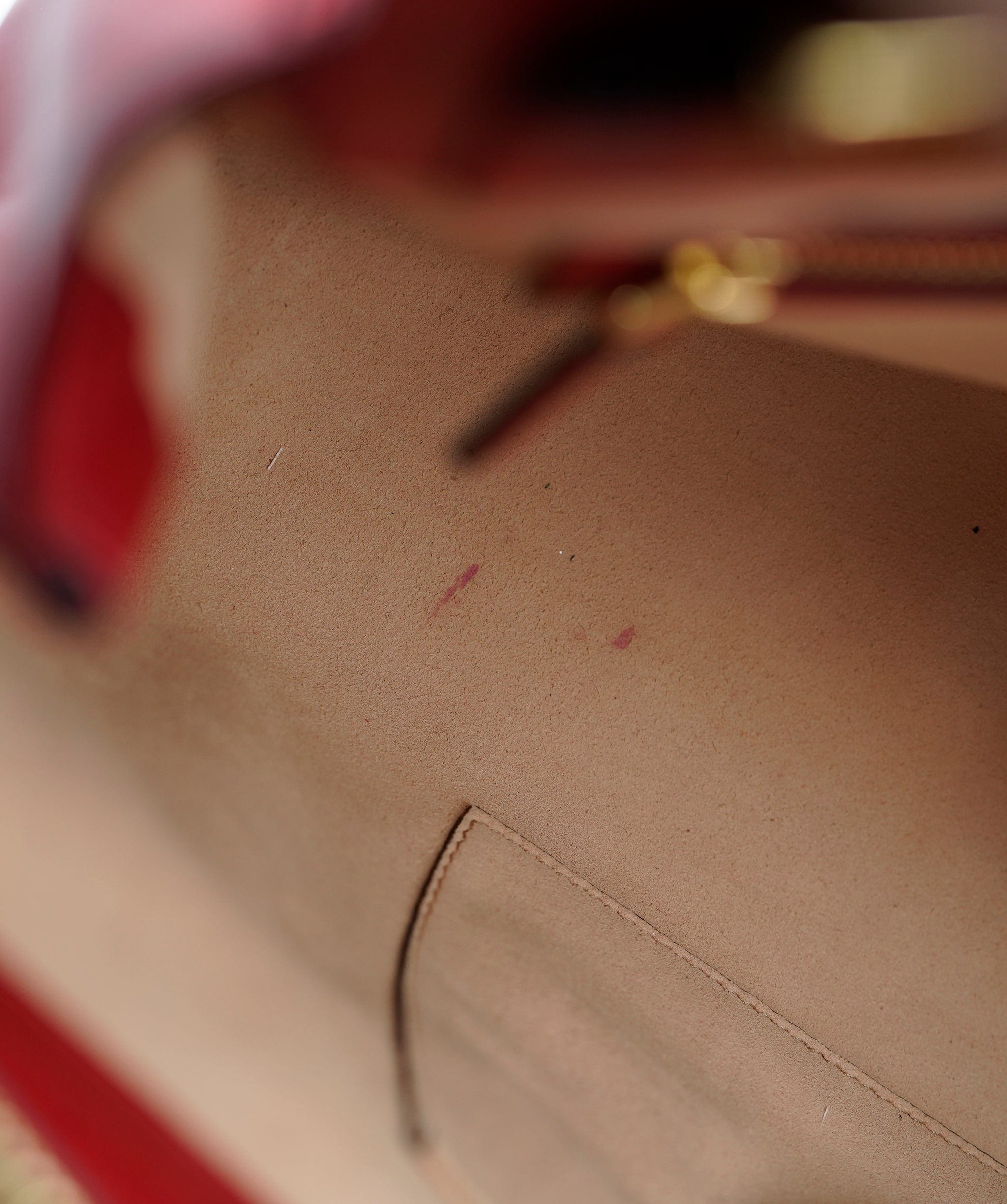 Gucci Gucci Gussima Red Shoulder Bag ALC0941