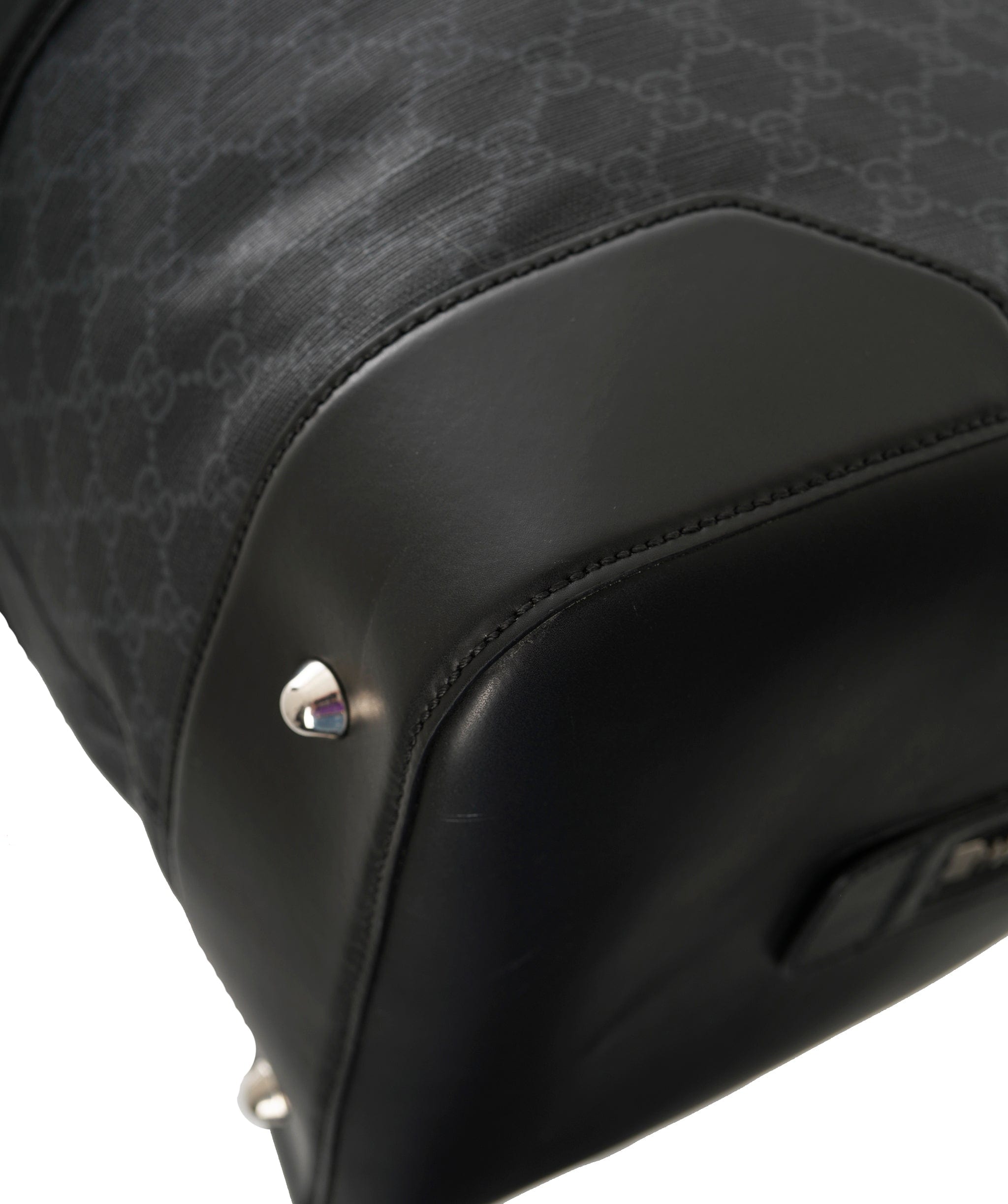 Gucci GUCCI Leather-Trimmed Monogrammed Coated-Canvas Holdall - APC0007