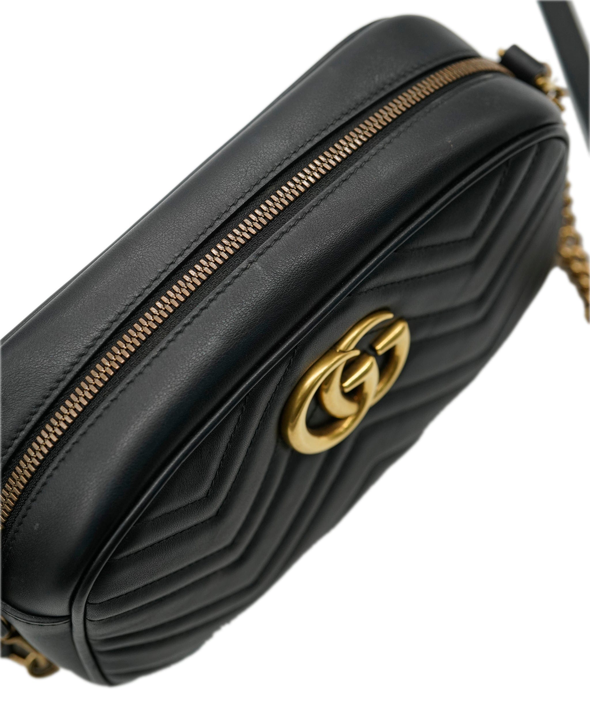 Gucci Gucci Marmont Chevron Crossbody  ALC1760