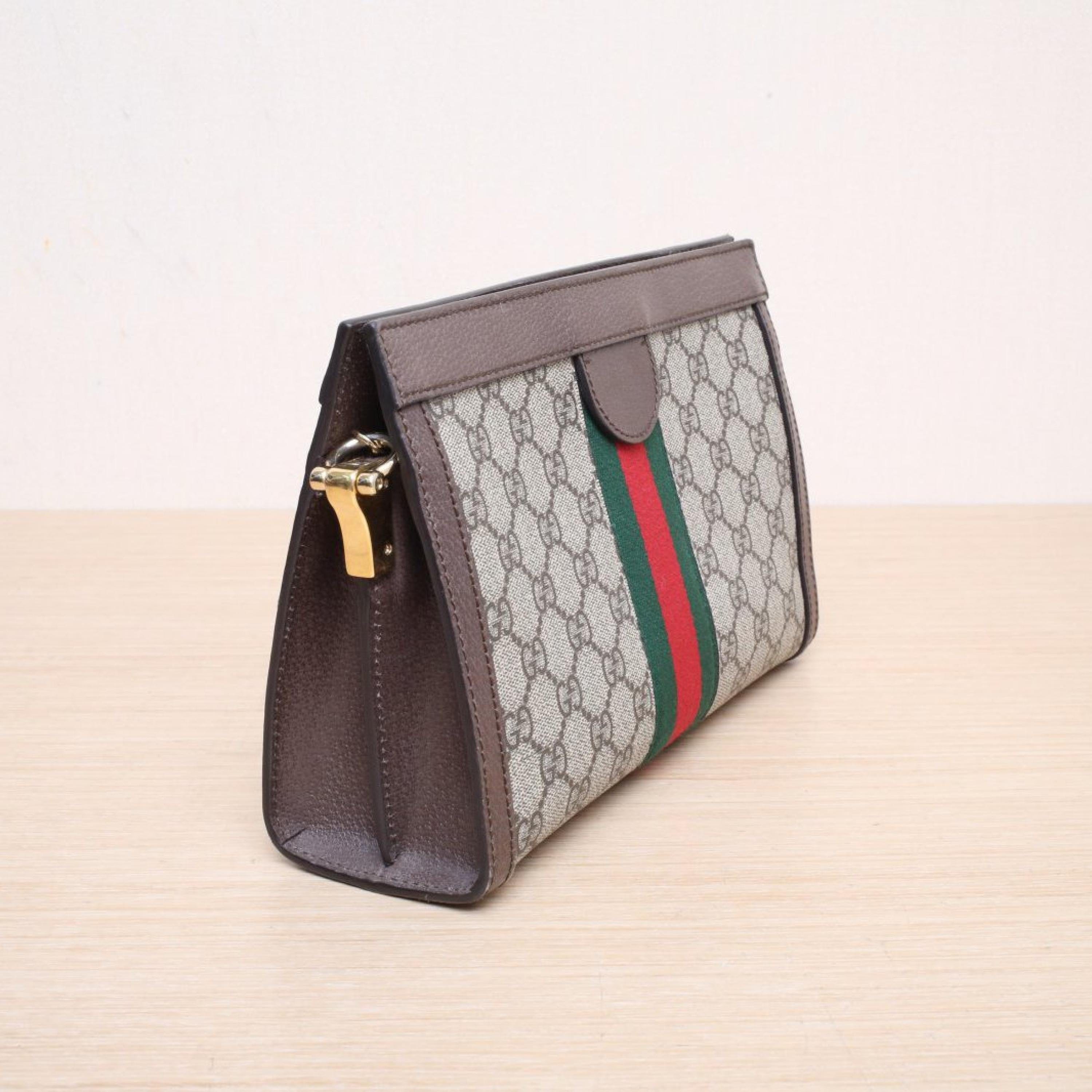 Gucci Gucci Ophidia Clip Bag Small 26 Monogram PVC with Gold Buckle
No accessories ALC3146