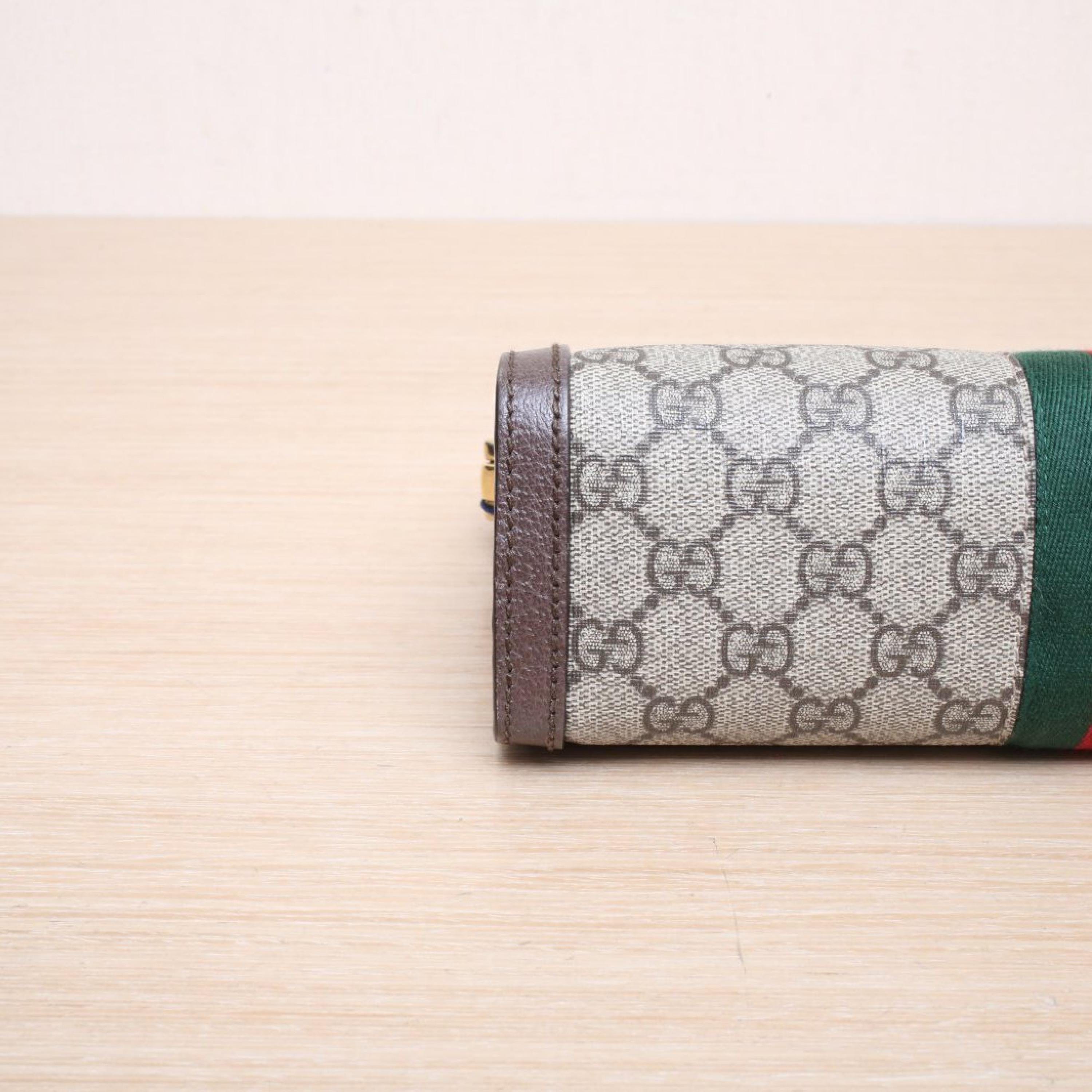 Gucci Gucci Ophidia Clip Bag Small 26 Monogram PVC with Gold Buckle
No accessories ALC3146