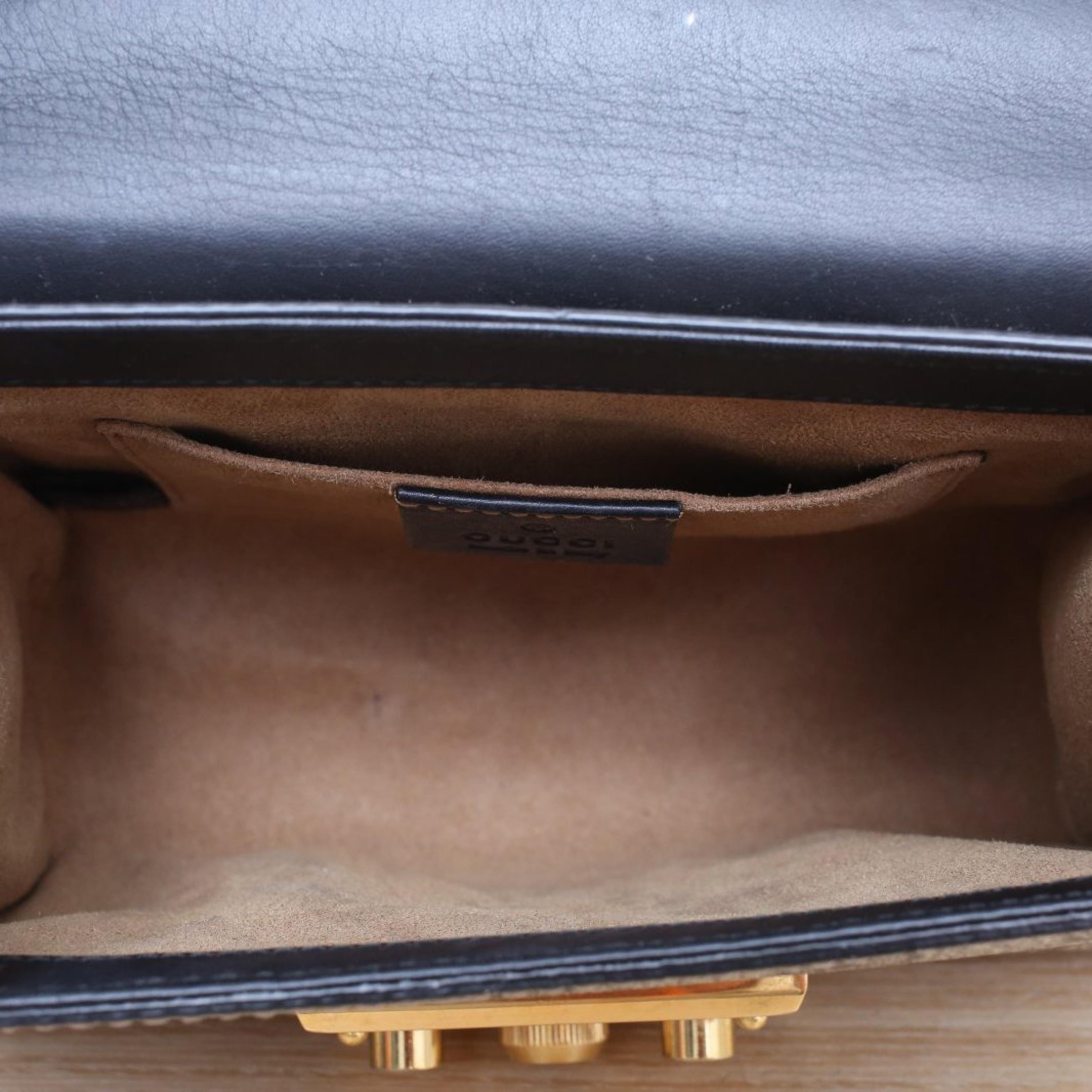 Gucci Gucci Padlock Padlock Bag Small 20.5 Black Leather C/PVC Gold Buckle Leather C/PVC
Leather tag, key ALC3149