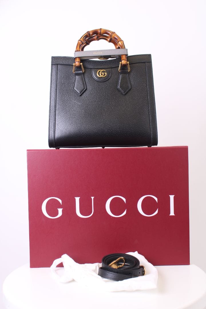 Gucci Gucci Diana bamboo top handle bag Black small