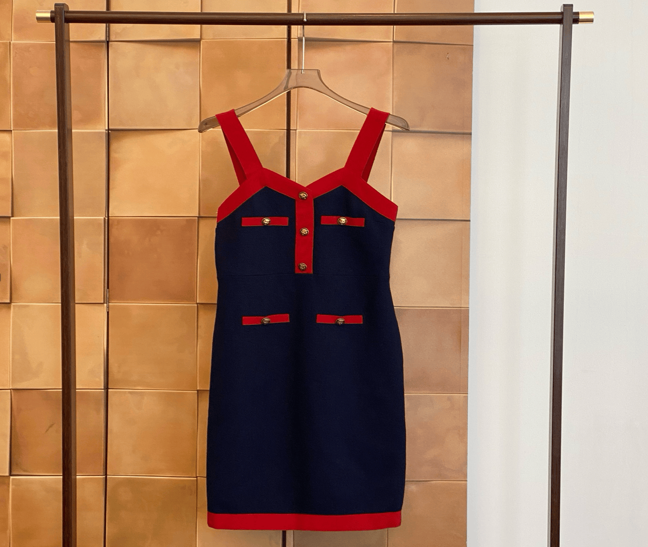 Gucci Gucci color-blocked tiger head suspender wool dress / Size 38 / Brand new with tags / 31814 SGC31814
