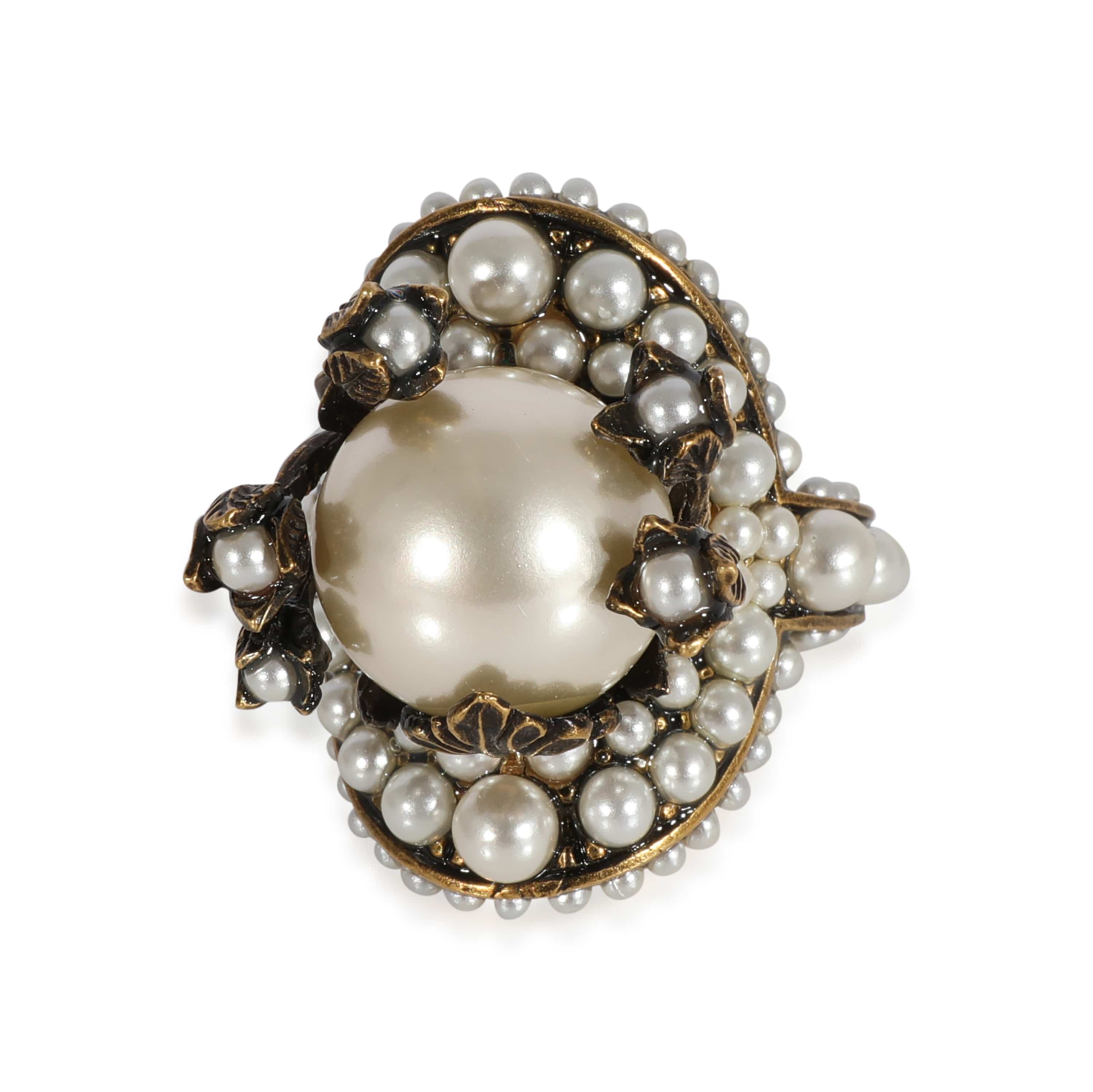 Gucci Gucci Floral Buds Brass Tone Faux Pearl Flower Cocktail Ring
