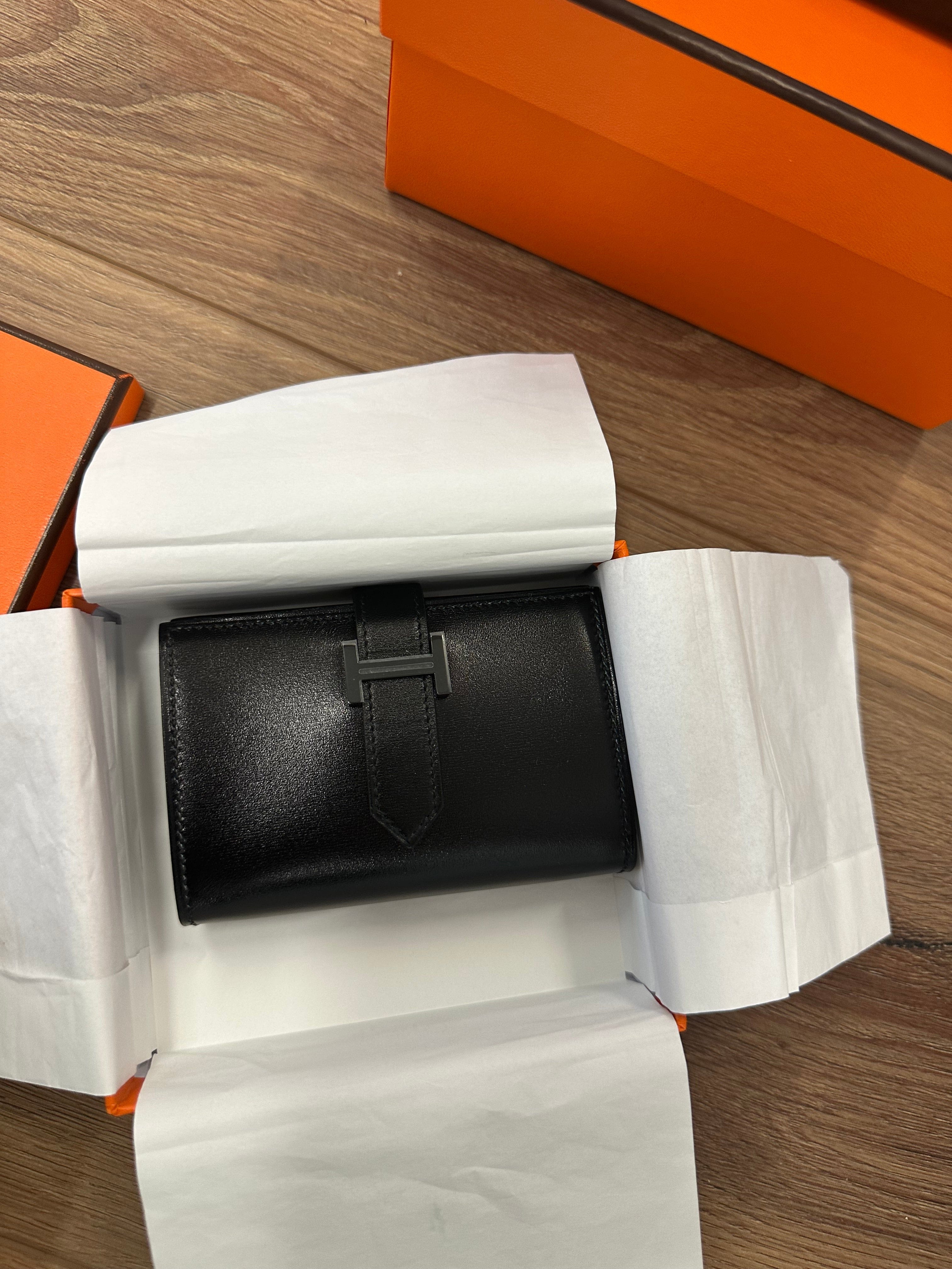 Hermès Bearn monochrome card holder Noir PCA1012